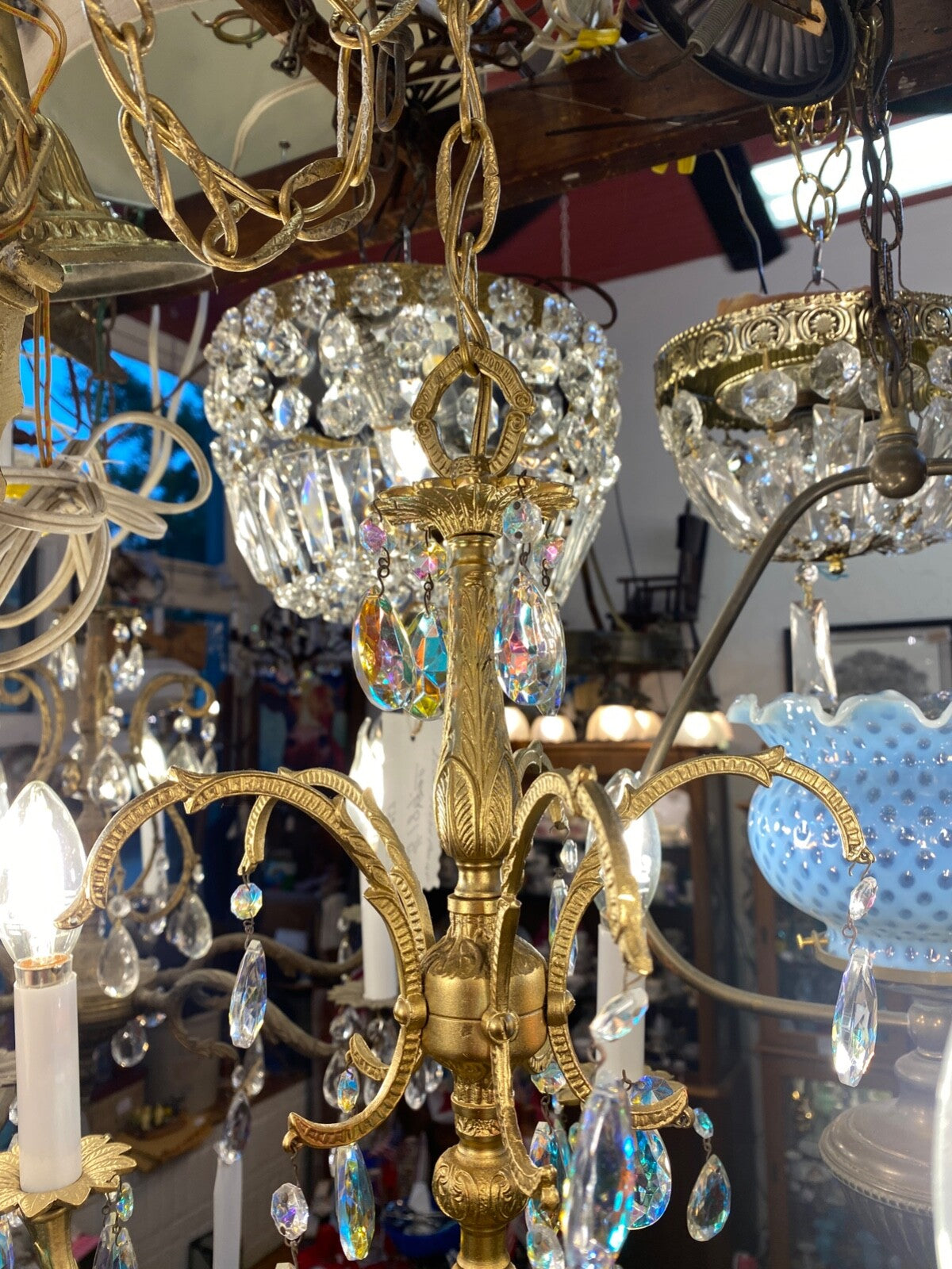 Gold 5-arm/light chandelier with iridescent crystals