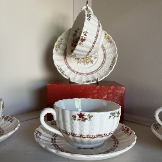 Spode Copeland England Rosalie Tea Cup & Saucer Set of 4 Vintage 