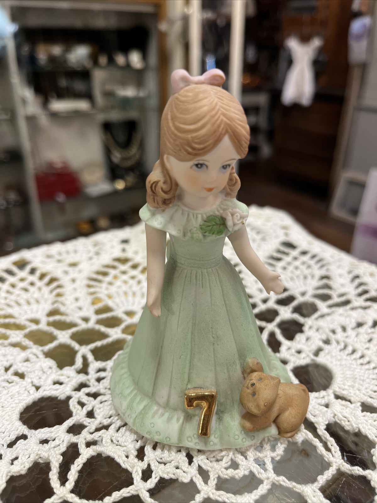 Enesco Growing Up birthday girls figurine blonde 7, cake topper