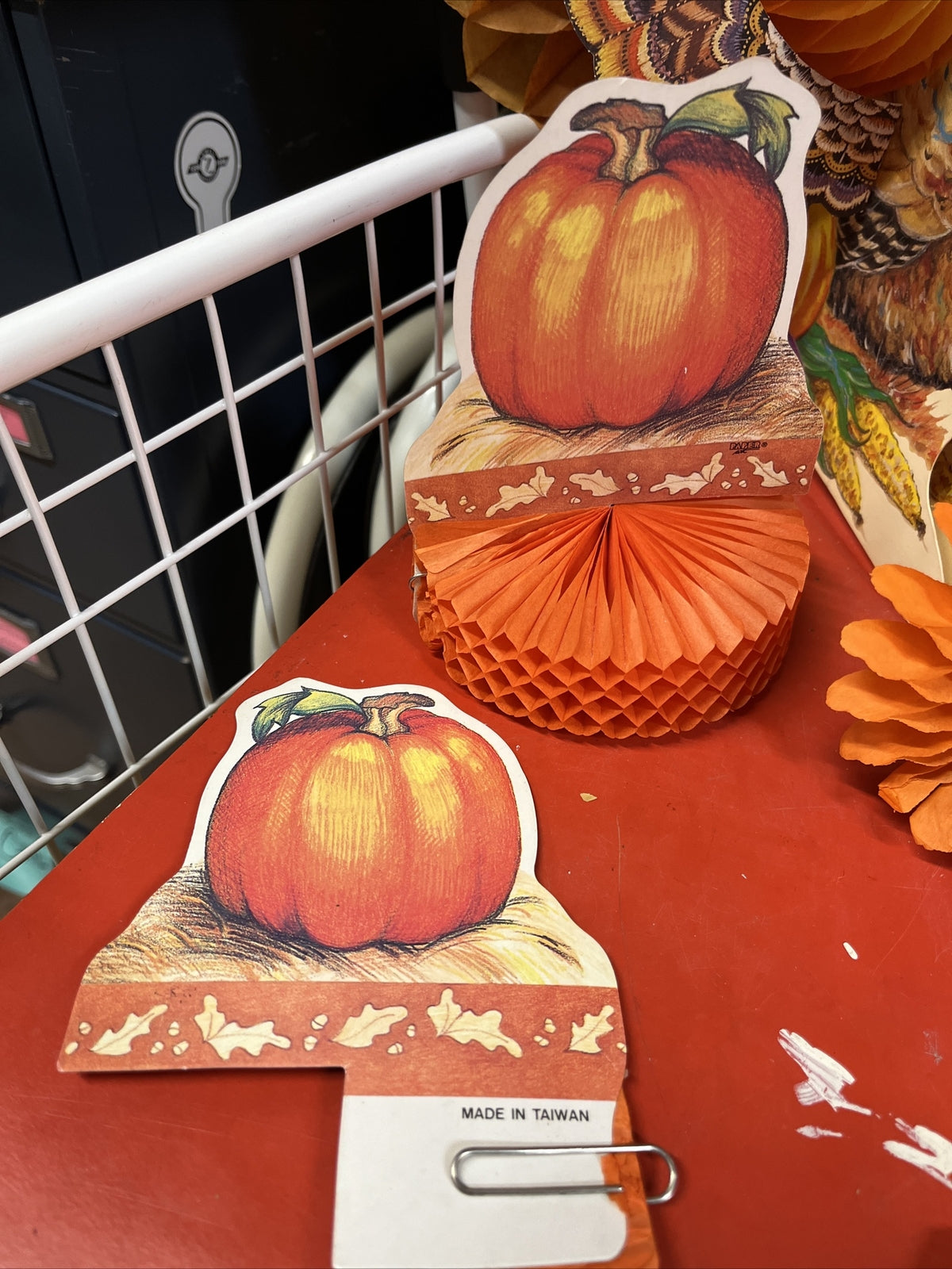 Vintage 11 Pc - Honeycomb Folding Thanksgiving Turkeys, & Pumpkin