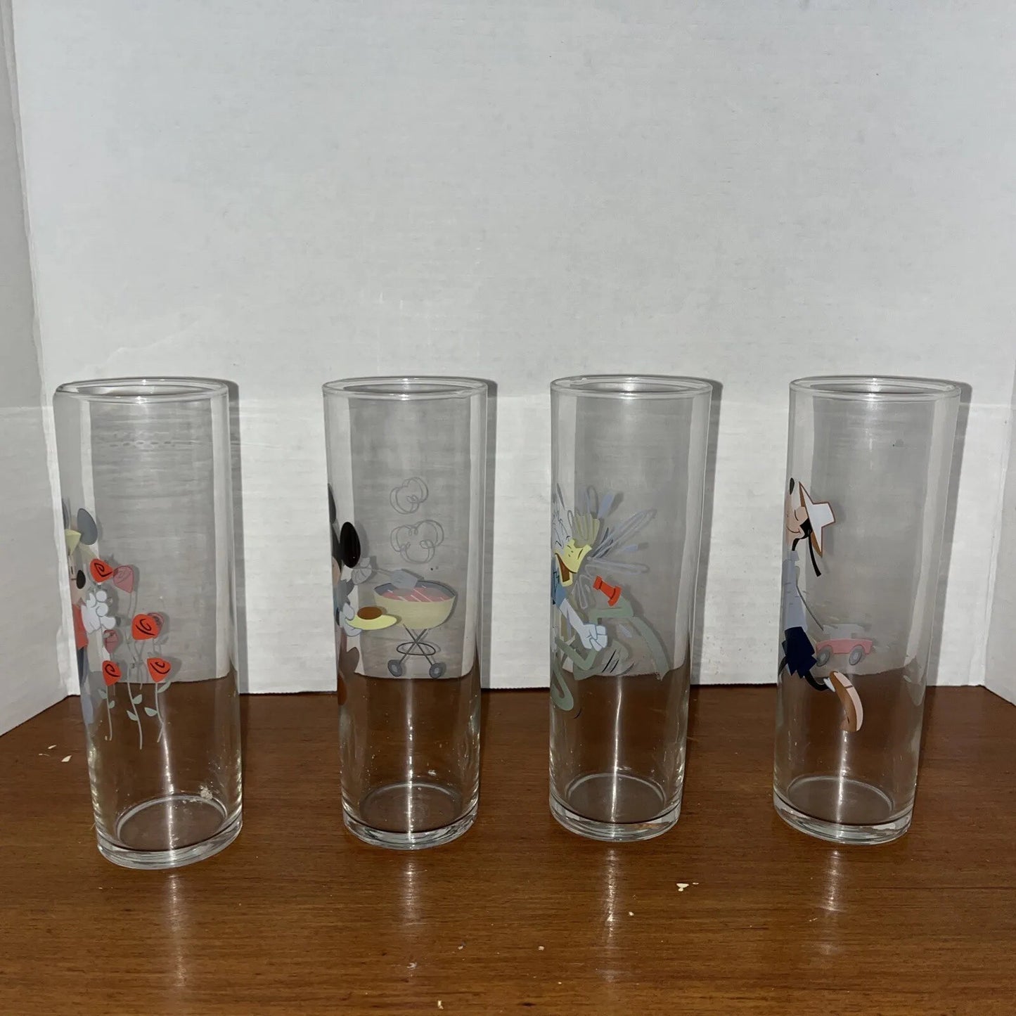 Vintage Libby Libbey Disney Mickey Mouse Glass Ice Tea Vase NICE