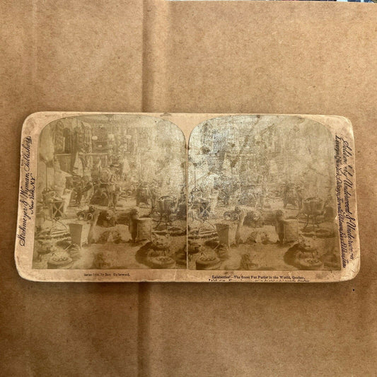 THE FINEST FUR PARLOR IN THE WORLD, QUEBEC. POLYCHROME STEREOVIEW Color Card
