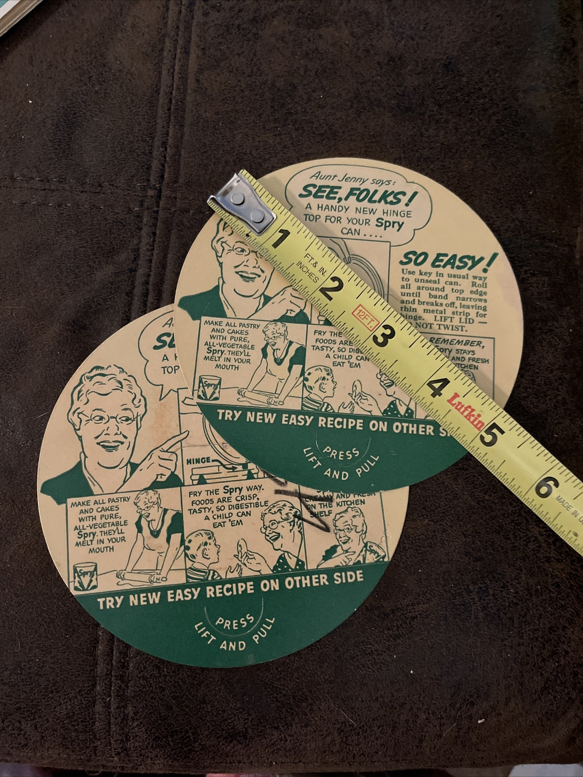 Spry Way Aunt Jenny Lever Brothers Cardboard Container Comic and Recipes