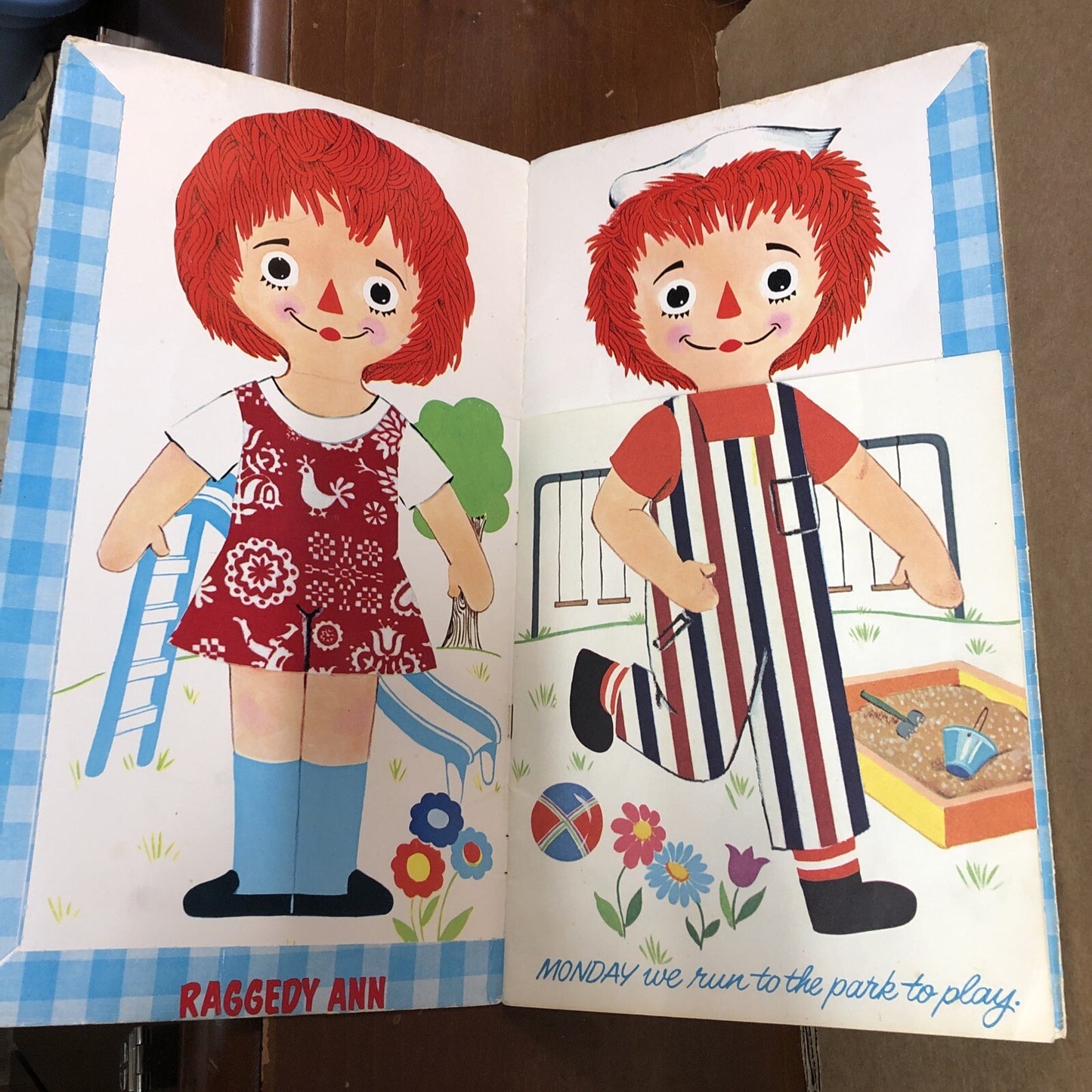 Vintage Raggedy Ann and Andy First Doll Book  - WHITMAN 1969 - "COLLECTIBLE"