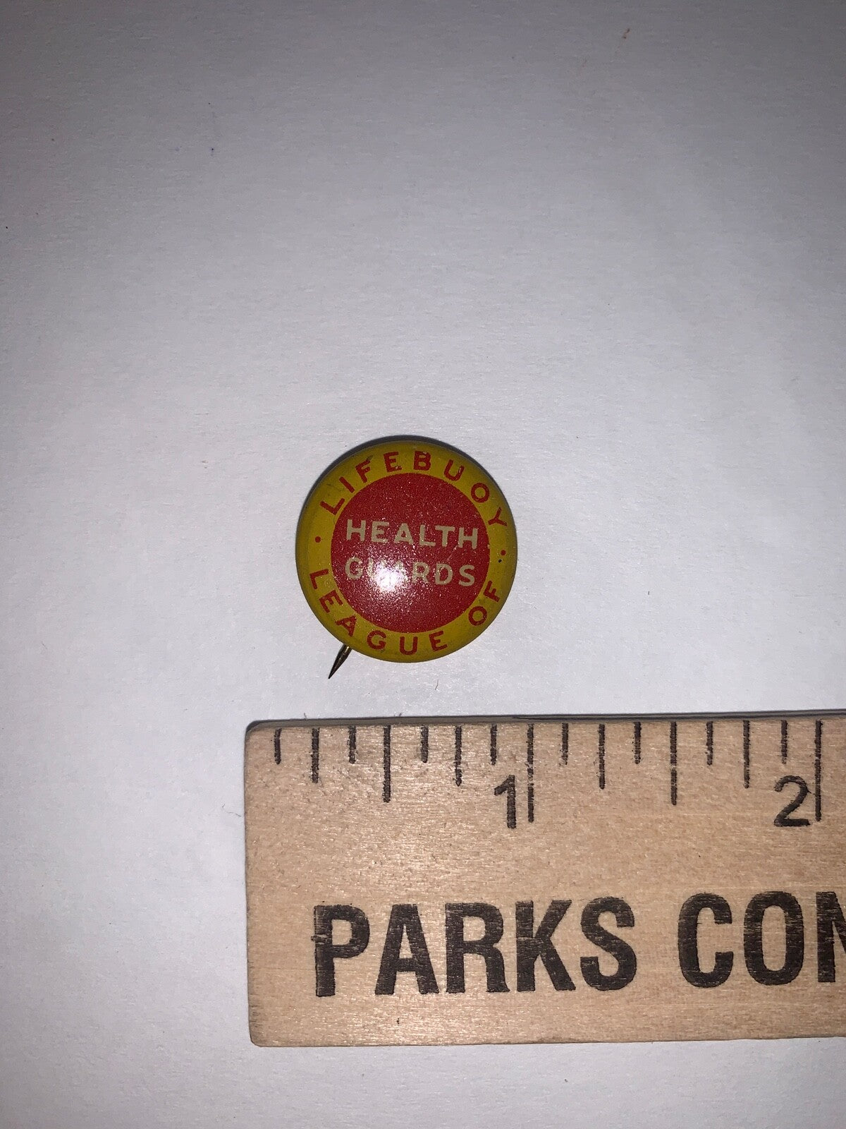 Lot of 4 Vintage Life Buoy League of Health Guards 7/8" Litho Pinback