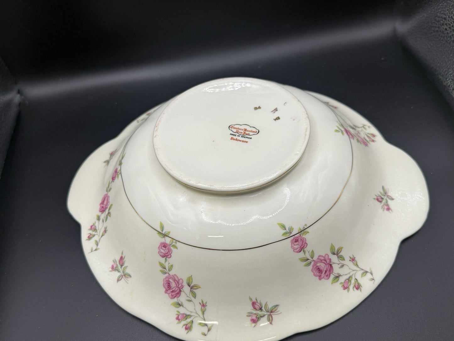 Theodore Haviland Delaware  Pink Roses New York Casserole Dish with Lid