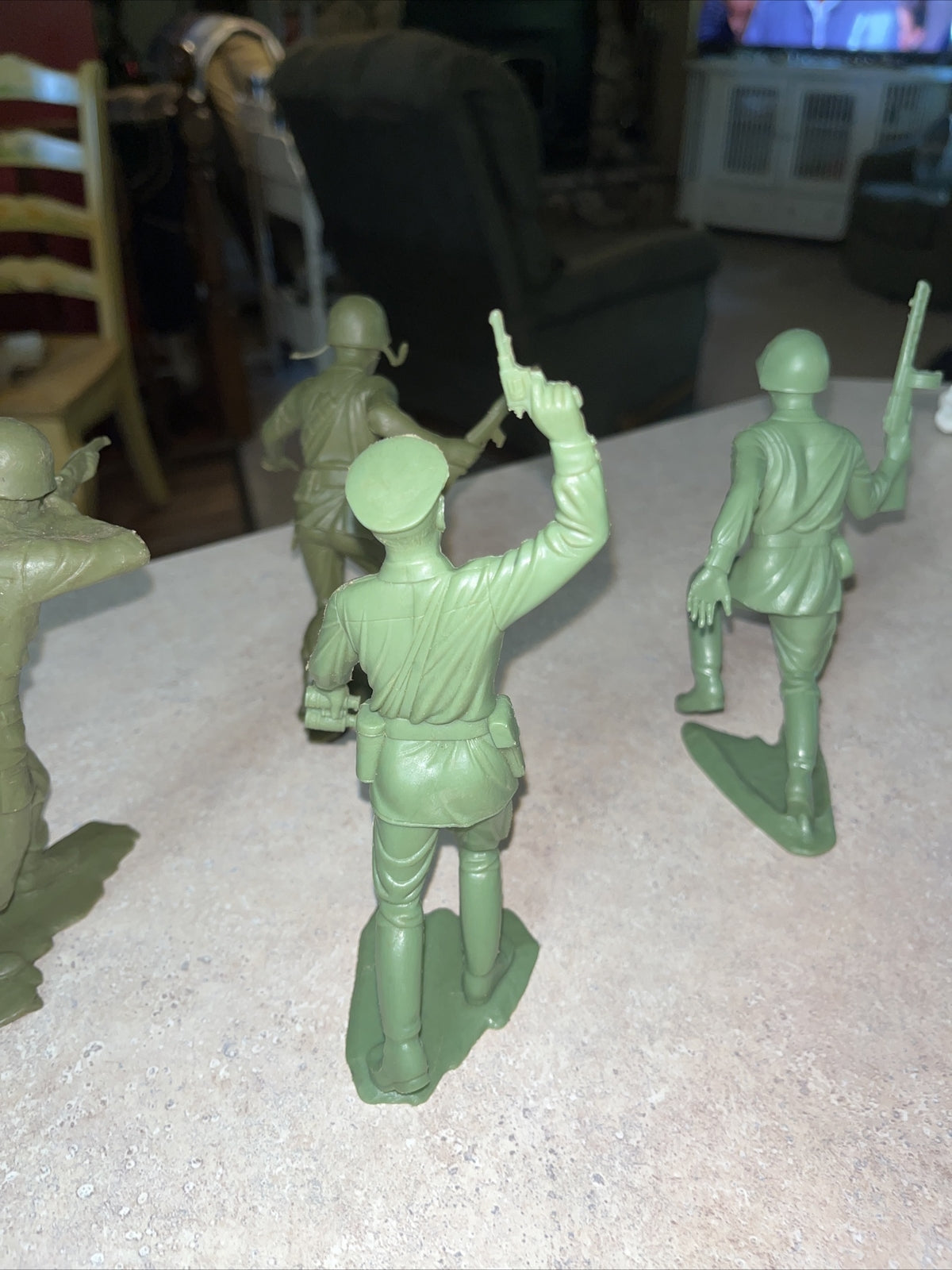 Vintage 1963 Marx US Army Men 4 plastic figures 6" toy soldiers military