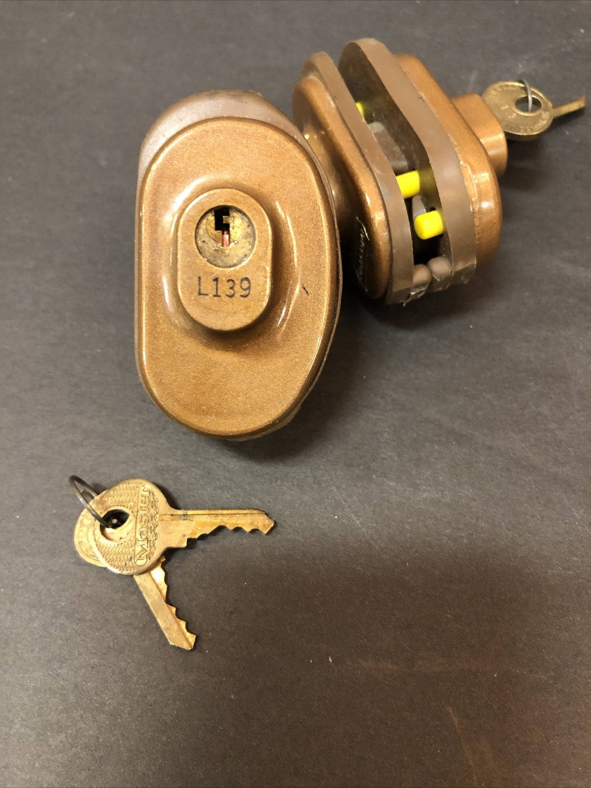 Lot of 2 master Trigger Locks padlocks with 2 keys each