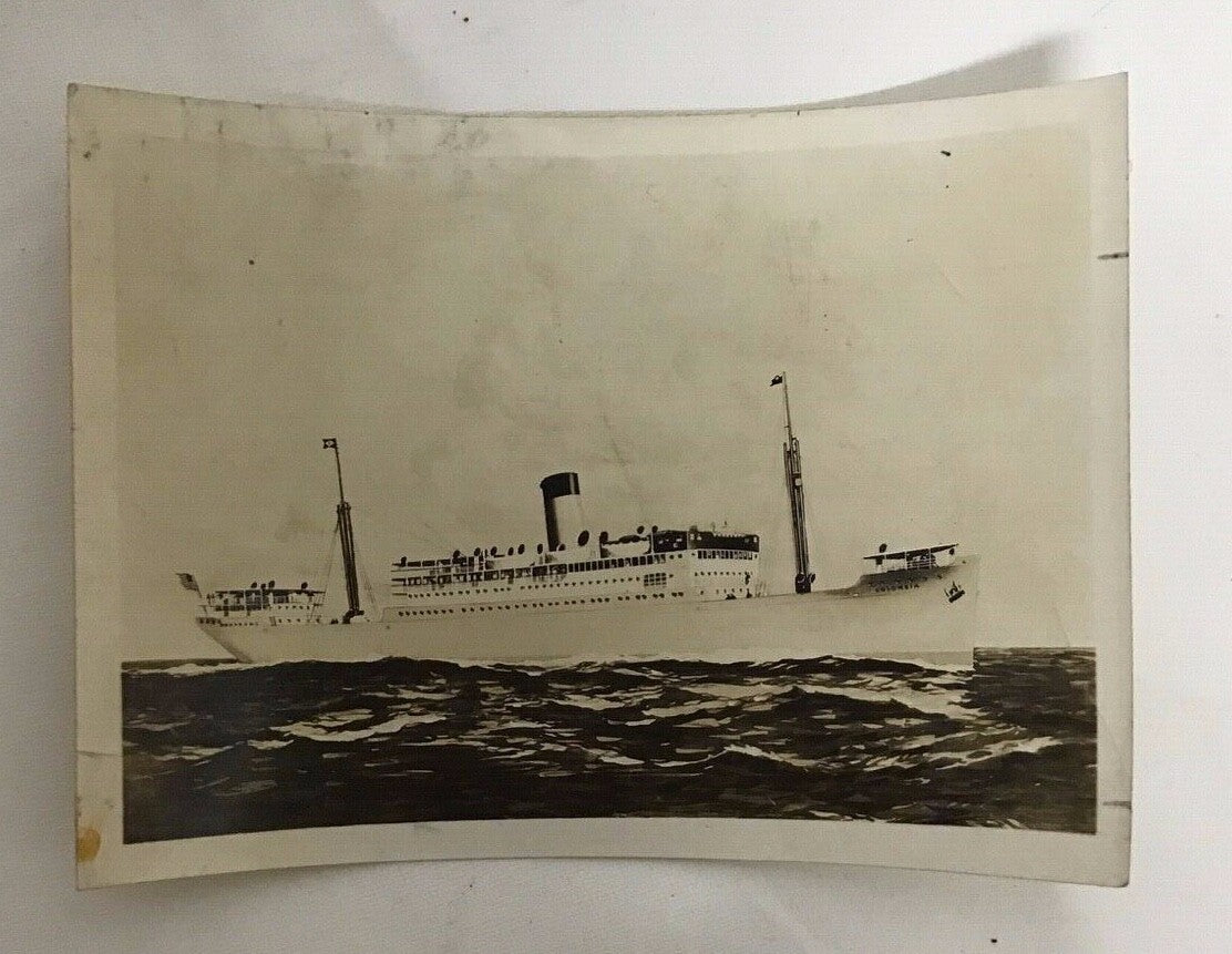 1930's 5 x 7 Real Photo  Columbia Ocean Liner City Skyline Ship  