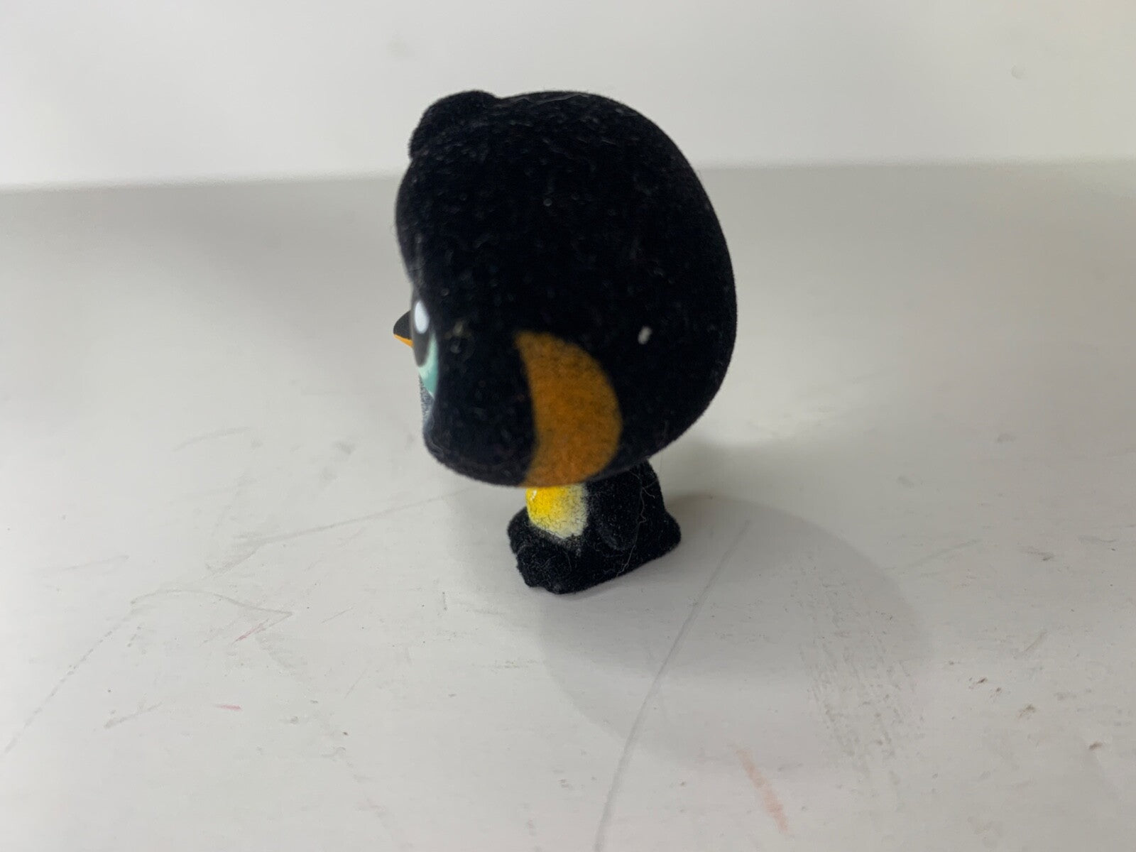 Littlest Pet Shop #333 Fuzzy Penguin Authentic LPS Animal Figure