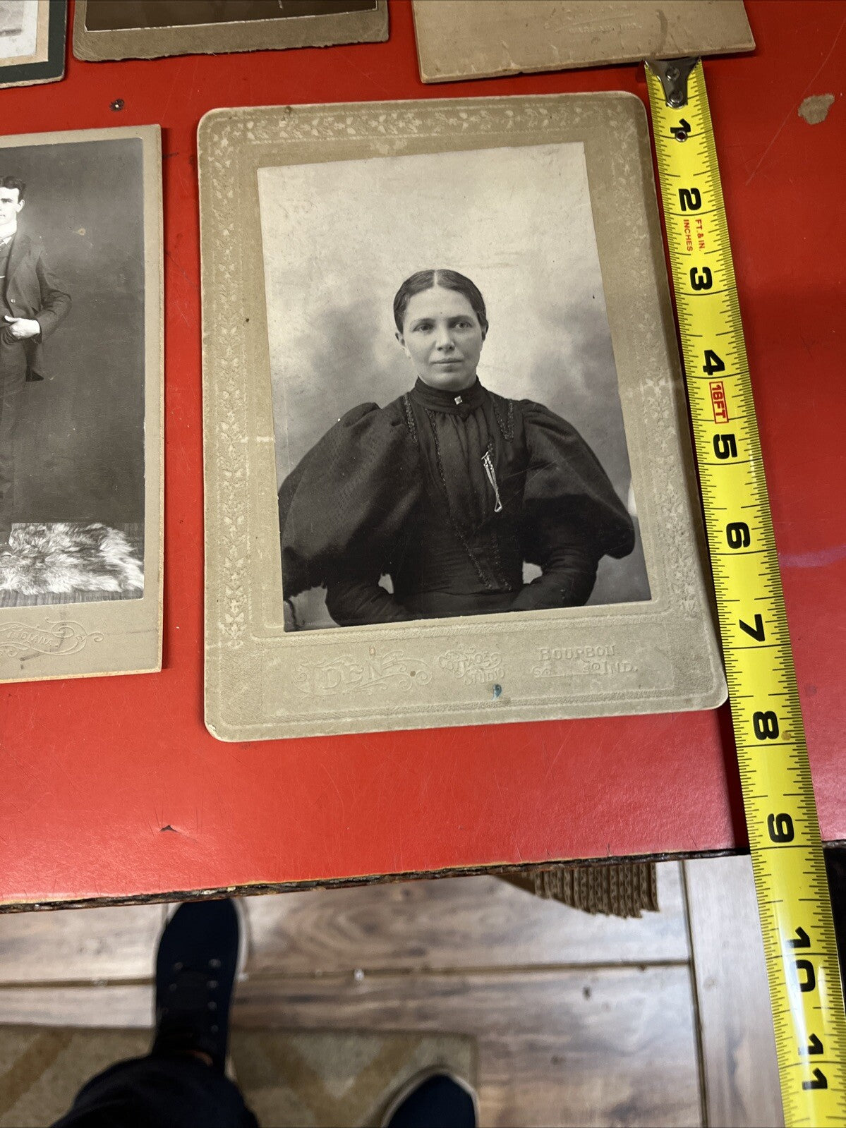 ANTIQUE 1900's ORIGINAL PEOPLE  PHOTO LOT OF 5