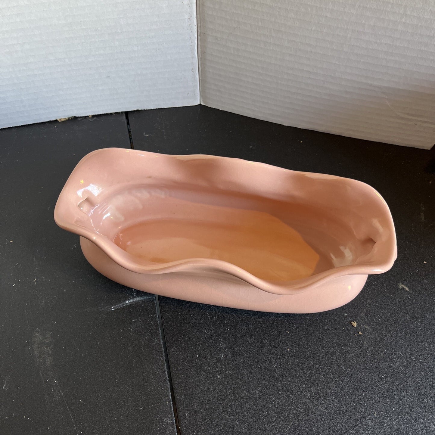Abingdon USA Pottery Console Bowl with Scalloped Edge #570