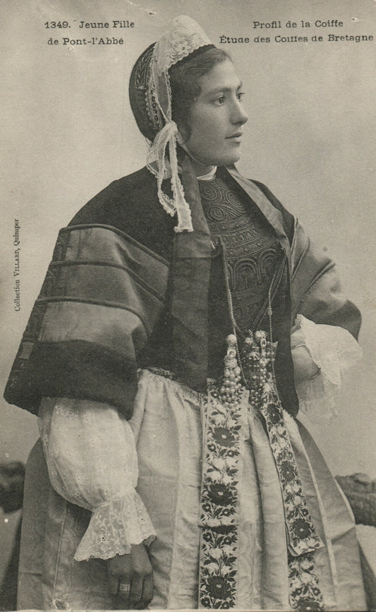 1349 Jeaune Fille Profil de la Coiffe Bretagne French France Folklore Postcard