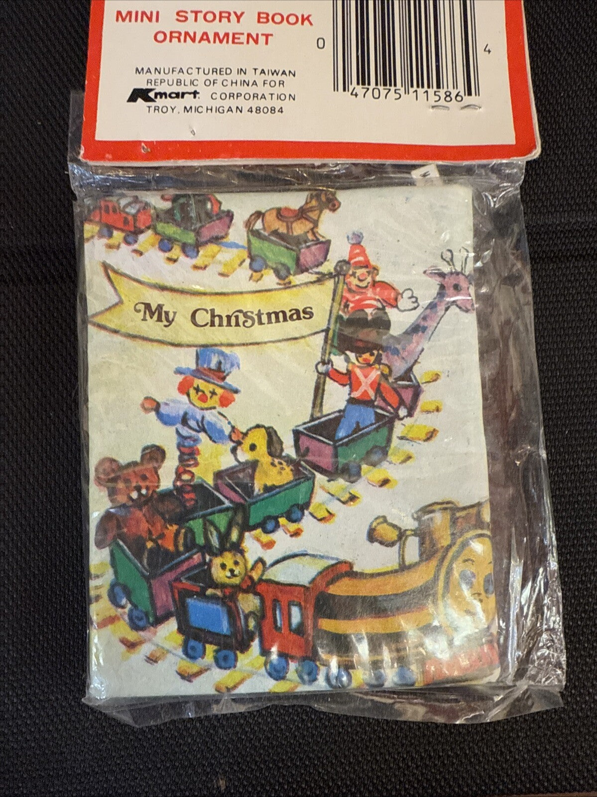 Vintage SSCO Mini Story Book Rudolph 24 pages Taiwan