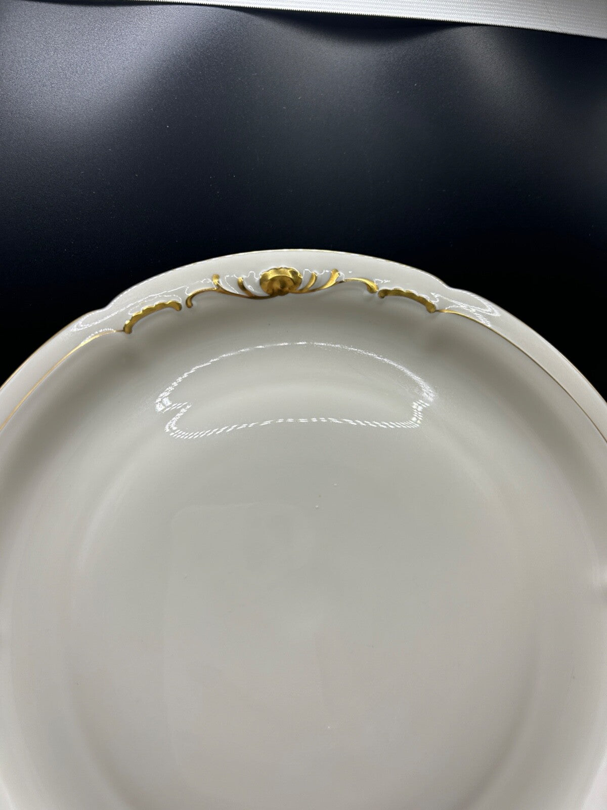 RARE Waldershof Bavaria Germany 10" Dinner Plate Gold Rim and Design