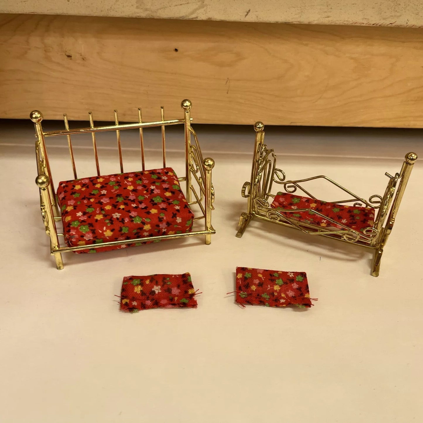 Justen Heartland brass dollhouse furniture - vintage Day Bed & Baby Rocker 1985