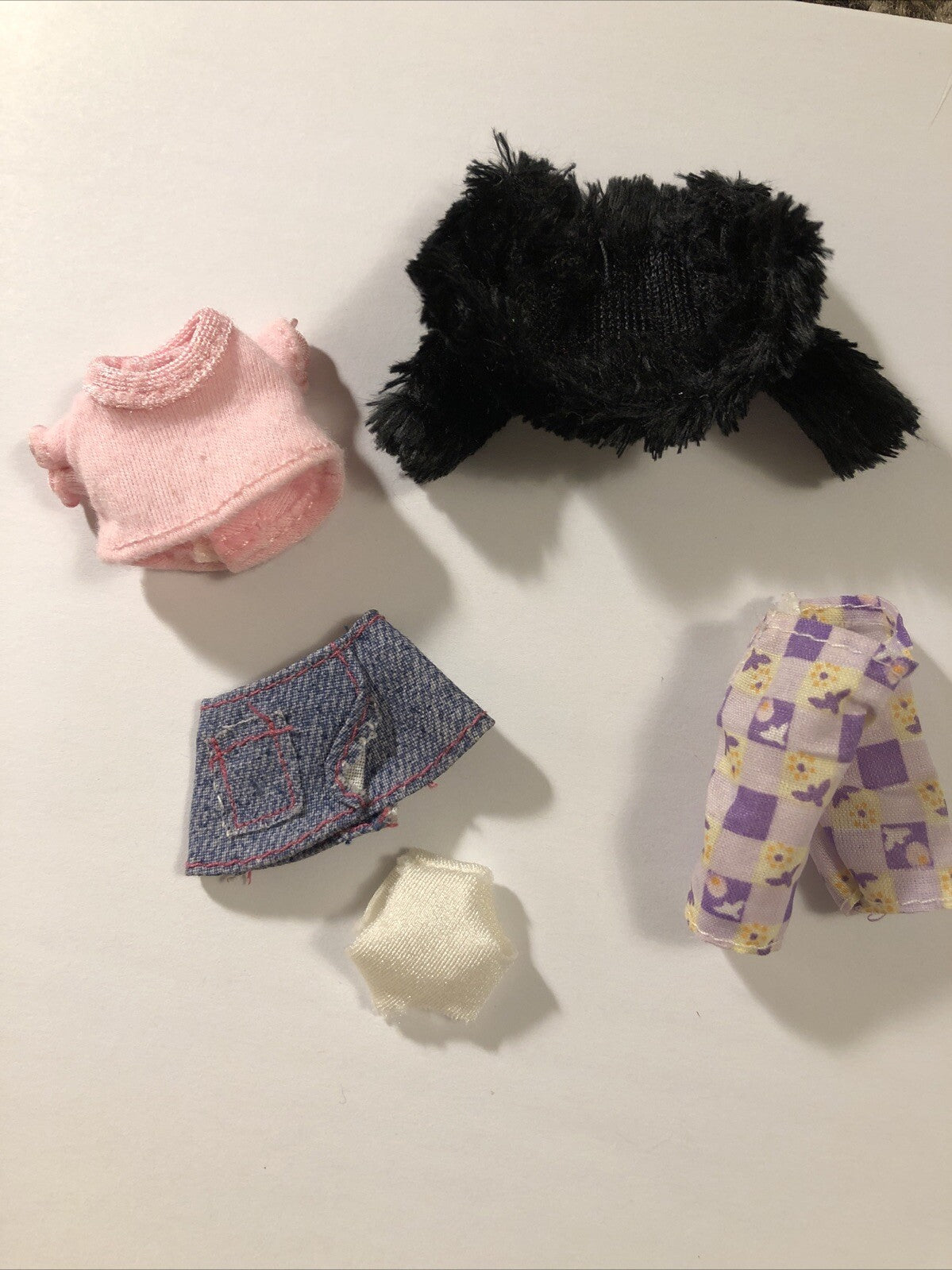 Vintage Lot of Barbie Little Sister Kelly Doll and clothing