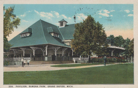 208 Pavilion Ramona Park Grand Rapids Michigan MI Mich Postcard