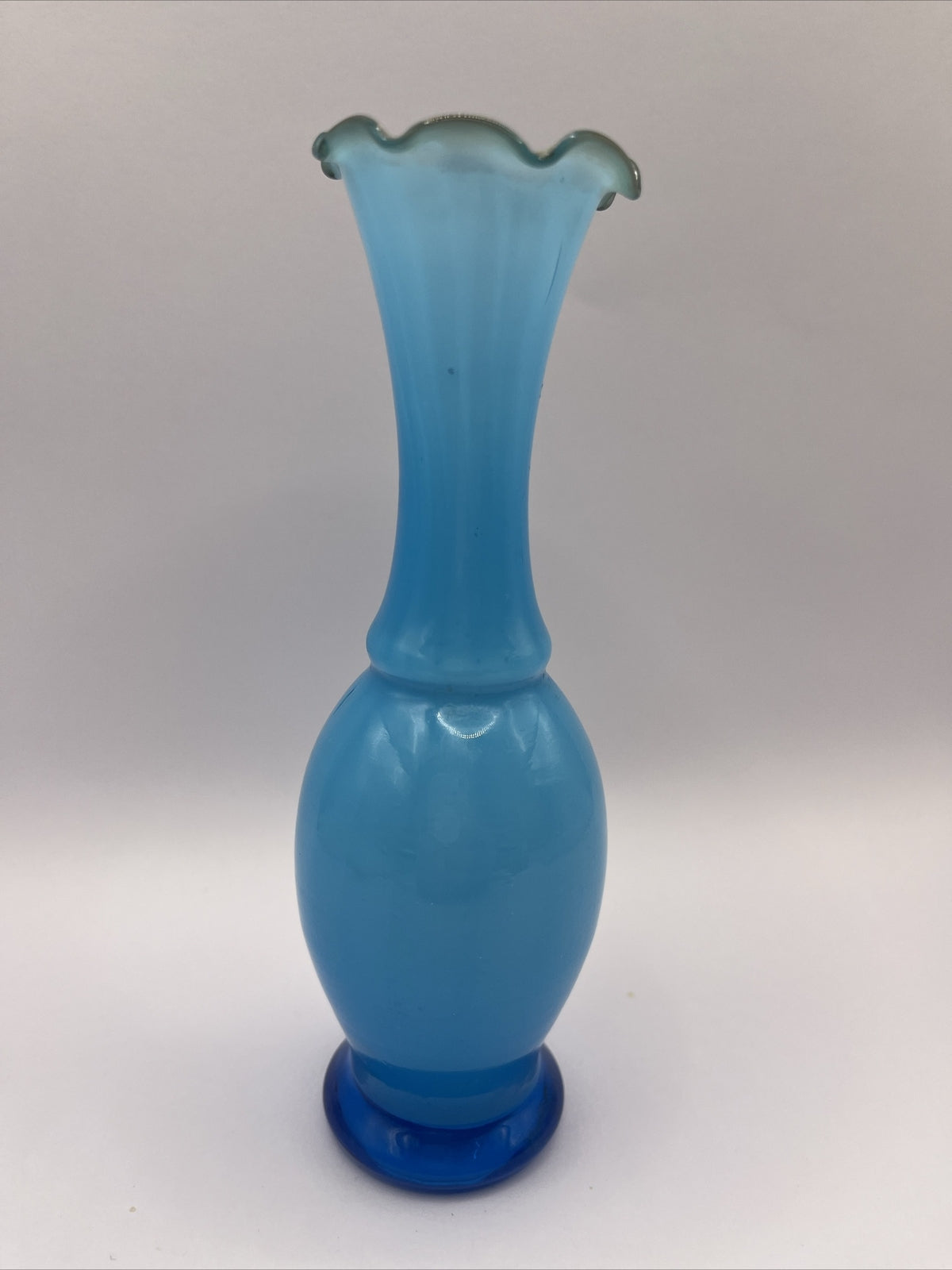 Beautiful Vintage Glass  Turquoise/Mid Blue  Fluted Stem Vase  6”