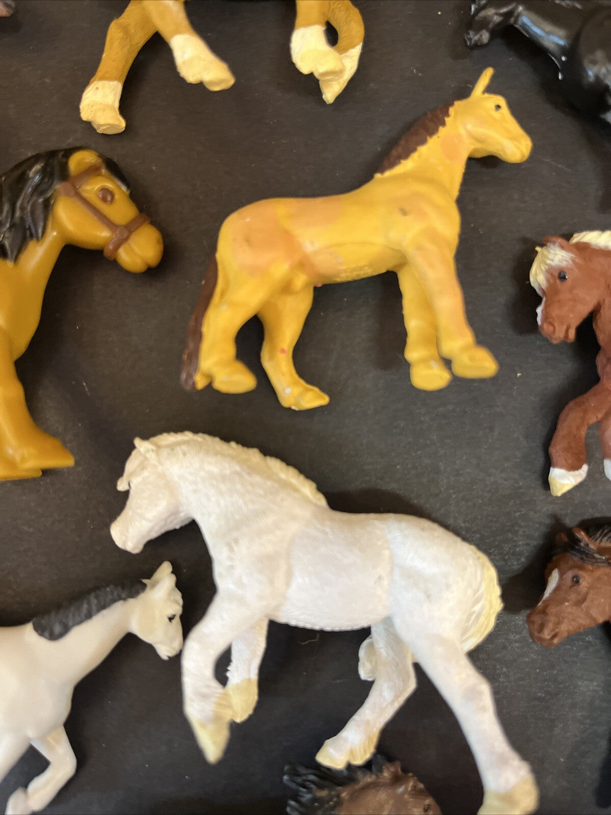 Lot of 18 Vintage Plastic Toy Play Horses