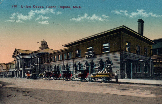 210 Union Depot, Grand Rapids, Michigan Mich MI Postcard