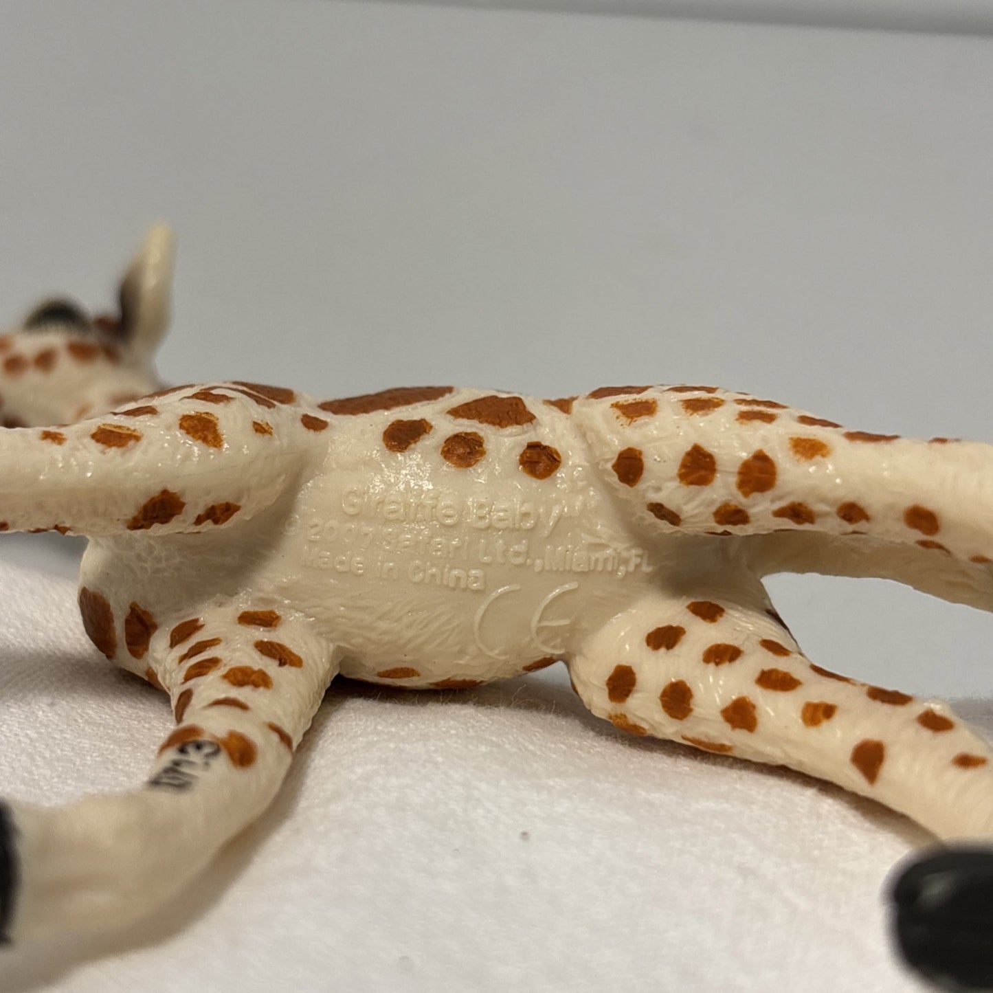 2007 Wild Safari Baby Giraffe Calf Wildlife Animal Toy