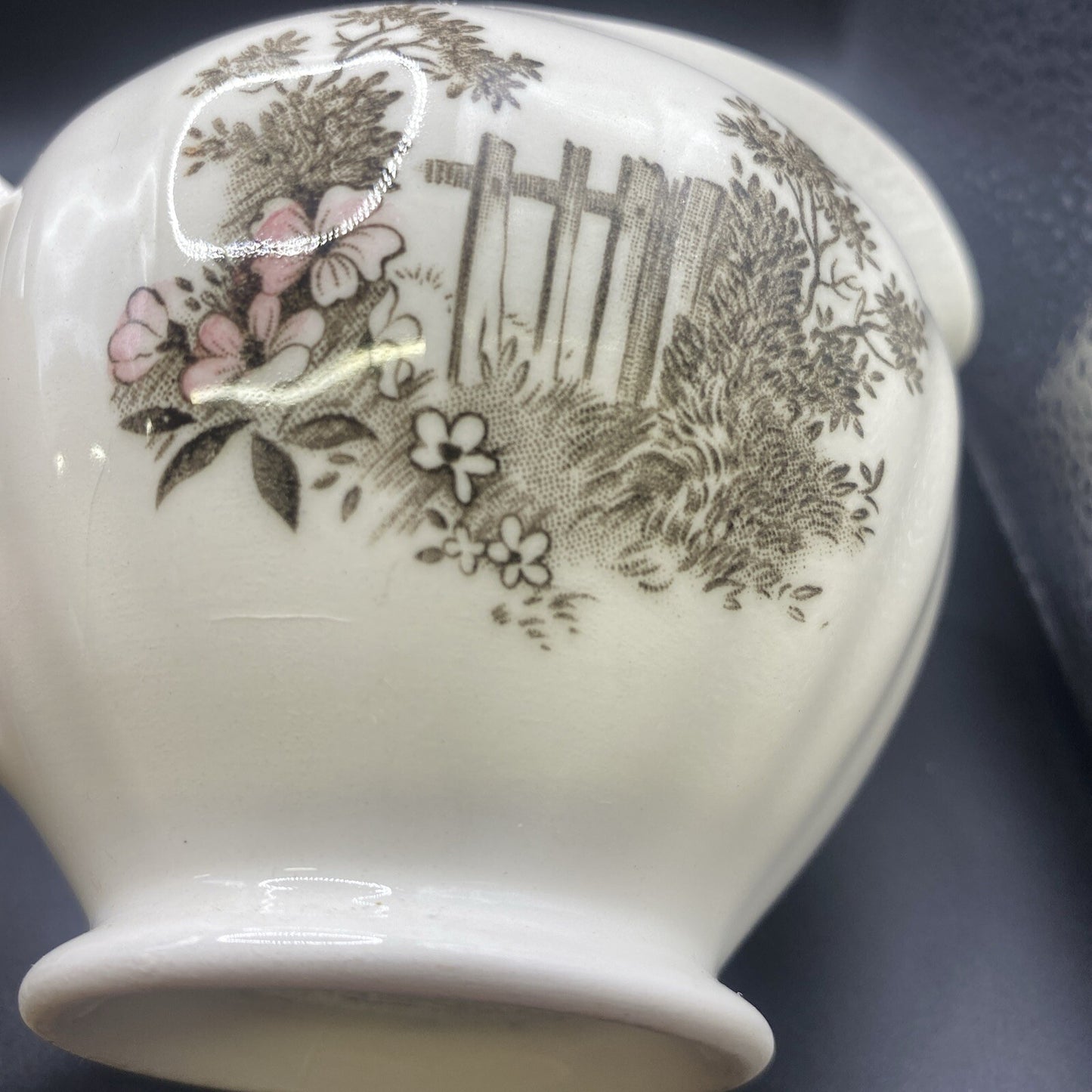 English Staffordshire J & G Meakin Stratford-On-Avon Cream & Sugar