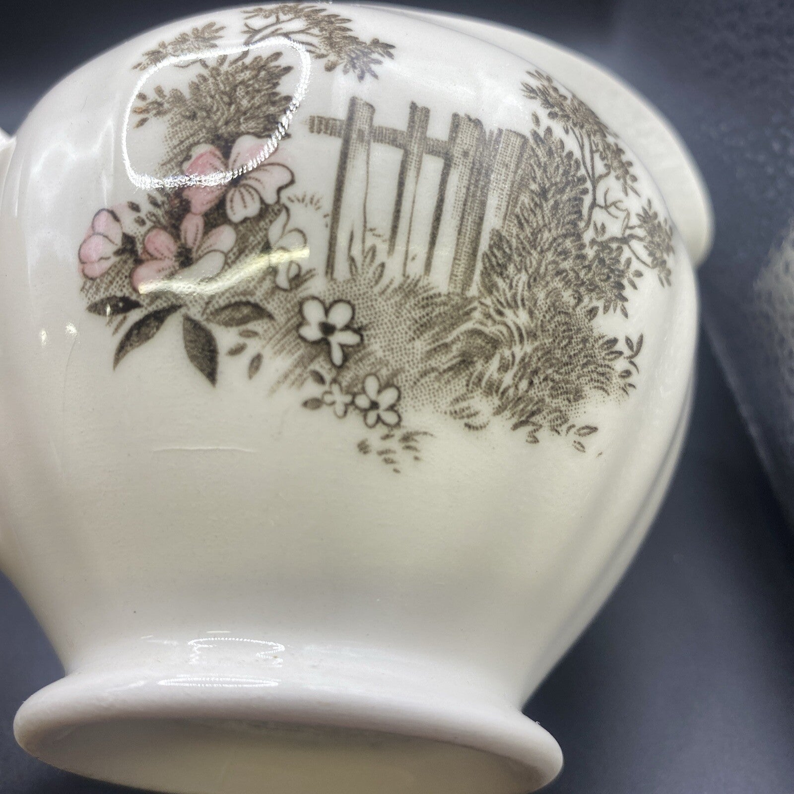 English Staffordshire J & G Meakin Stratford-On-Avon Cream & Sugar