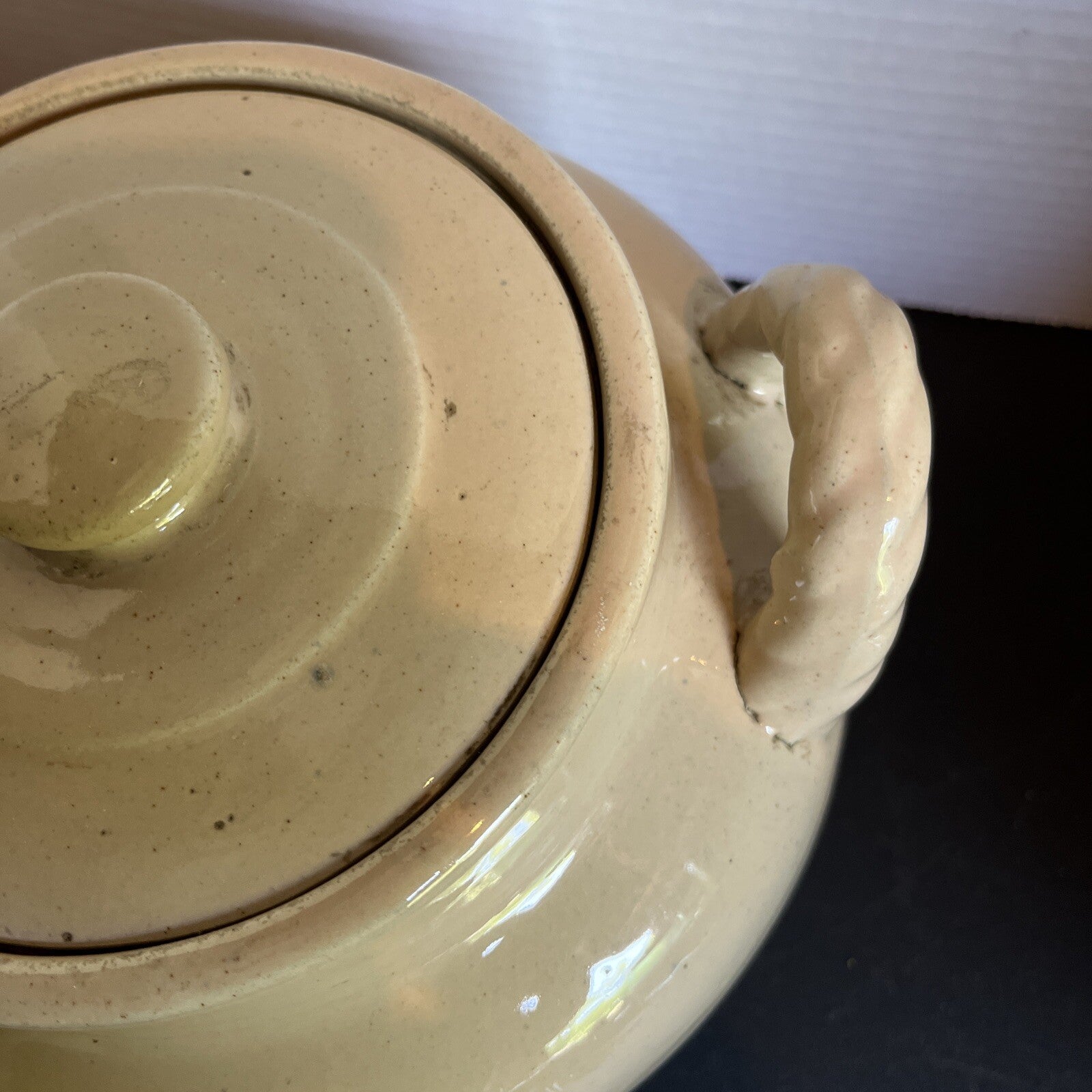 Antique/primitive/Bean Pot/cookie jar with twisted handles