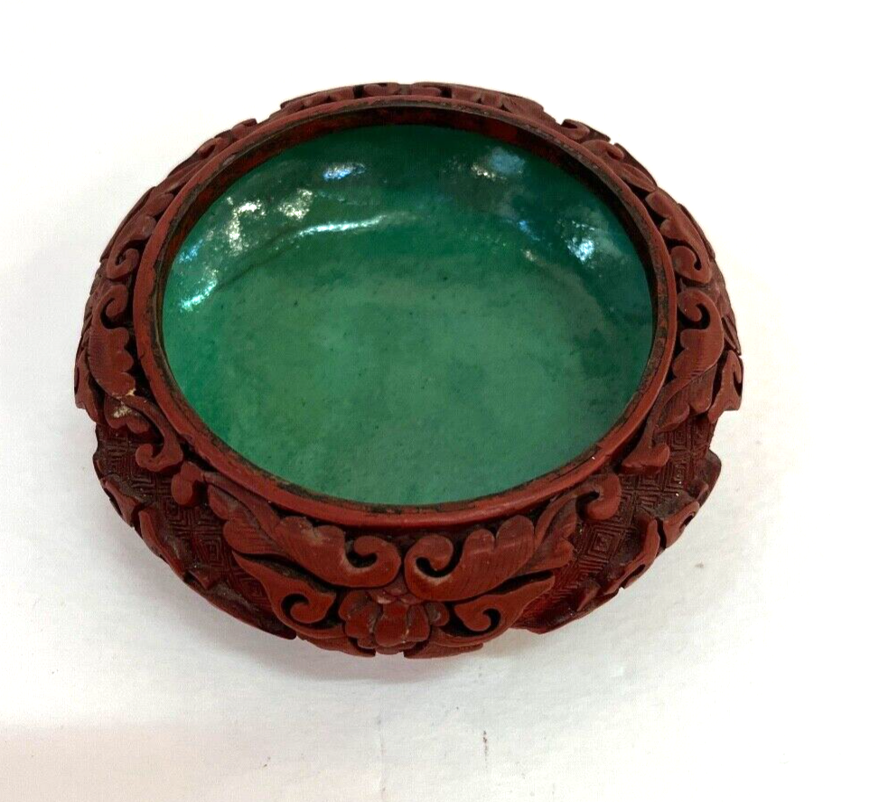 Vintage Carved Chinese 4 1/4" Red and Green Cinnabar Bowl