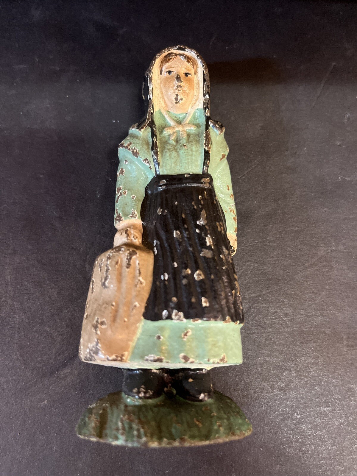Vintage Heavy Duty Cast Iron Amish Lady Figurine Carrying Bucket Pail 4.5" Tall