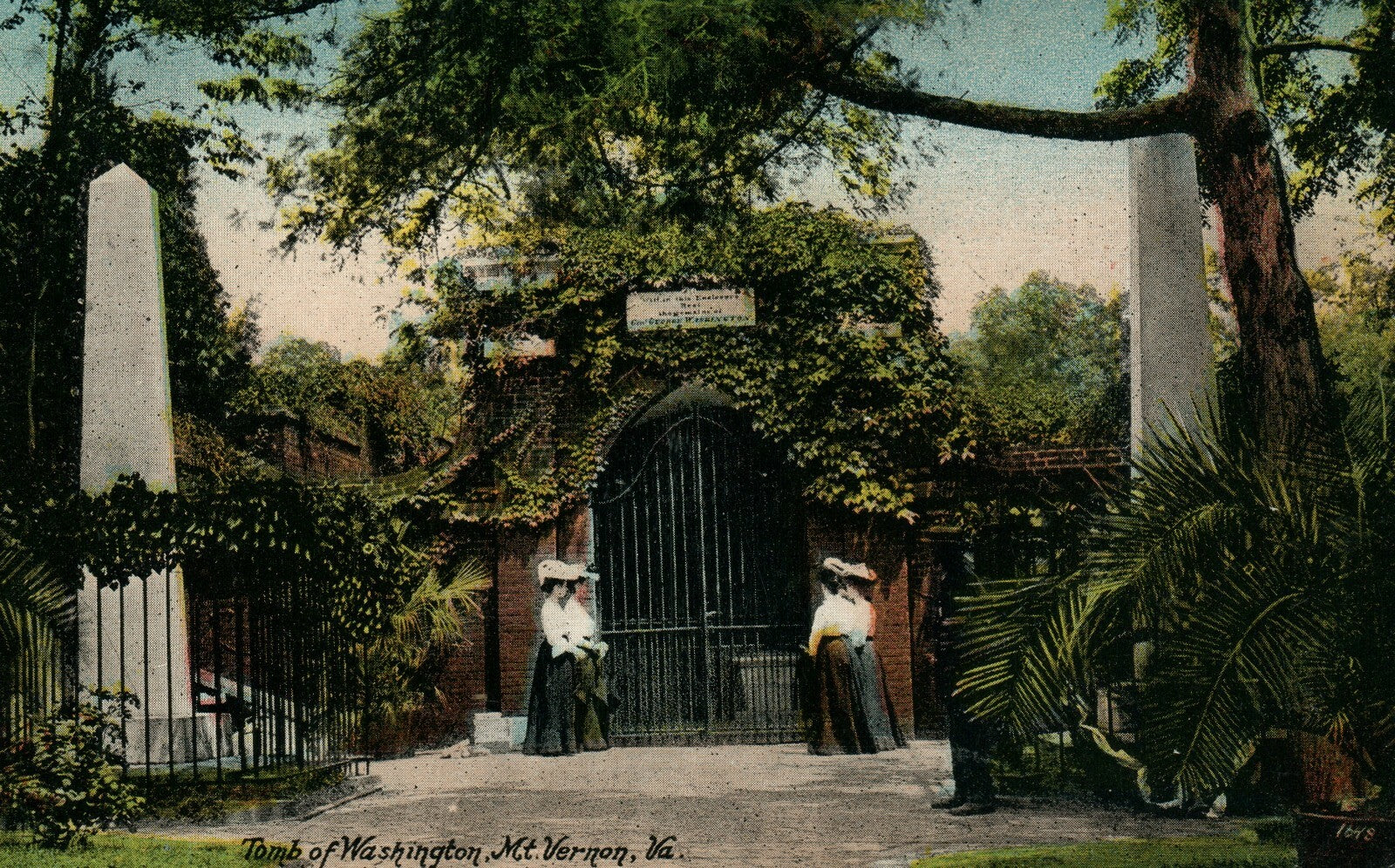 Tomb Of Washington Mt Vernon VA Virginia  Postcard