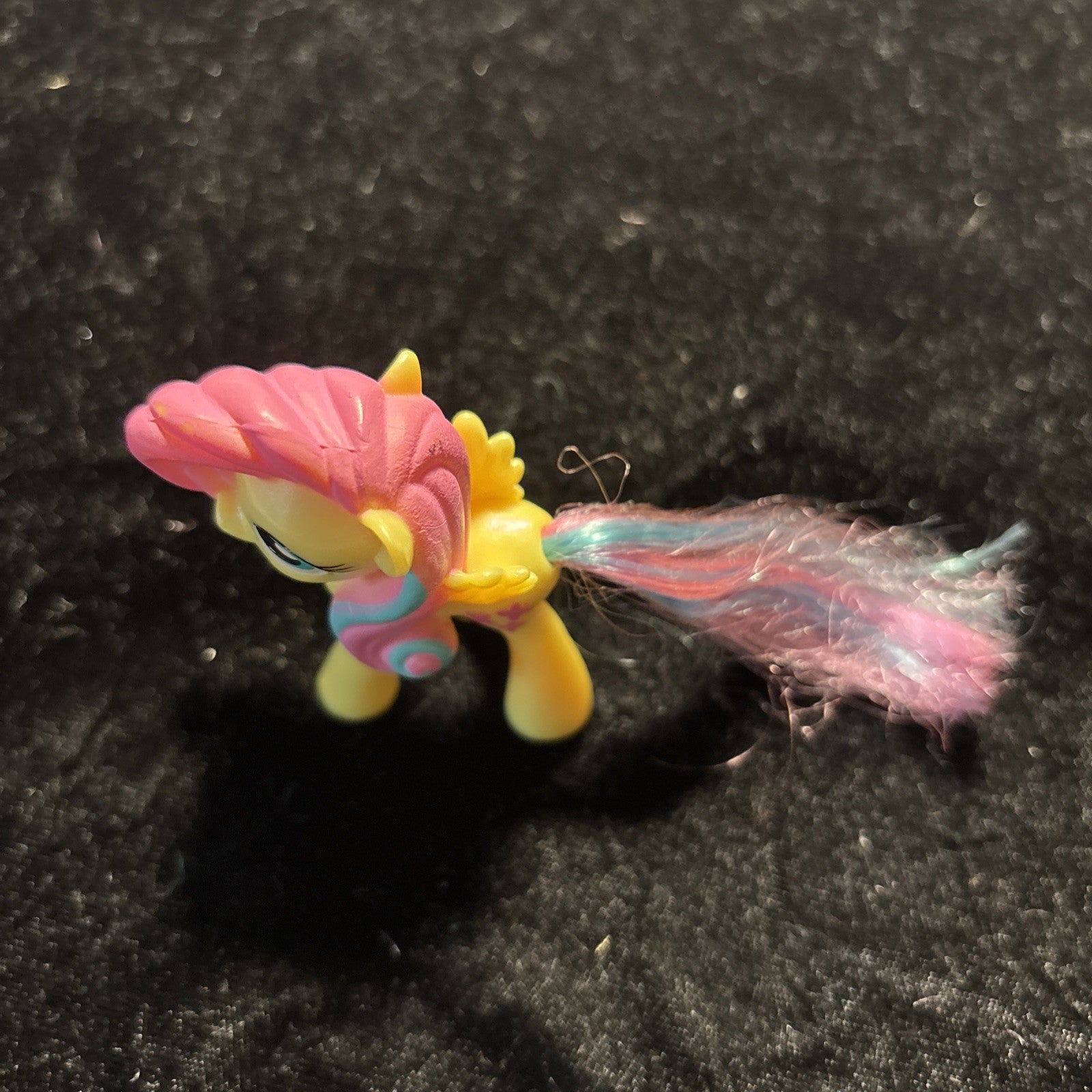 My Little Pony Fluttershy Brushable Hair 3" G4 MLP Yellow w/ Pink & Blue Tail