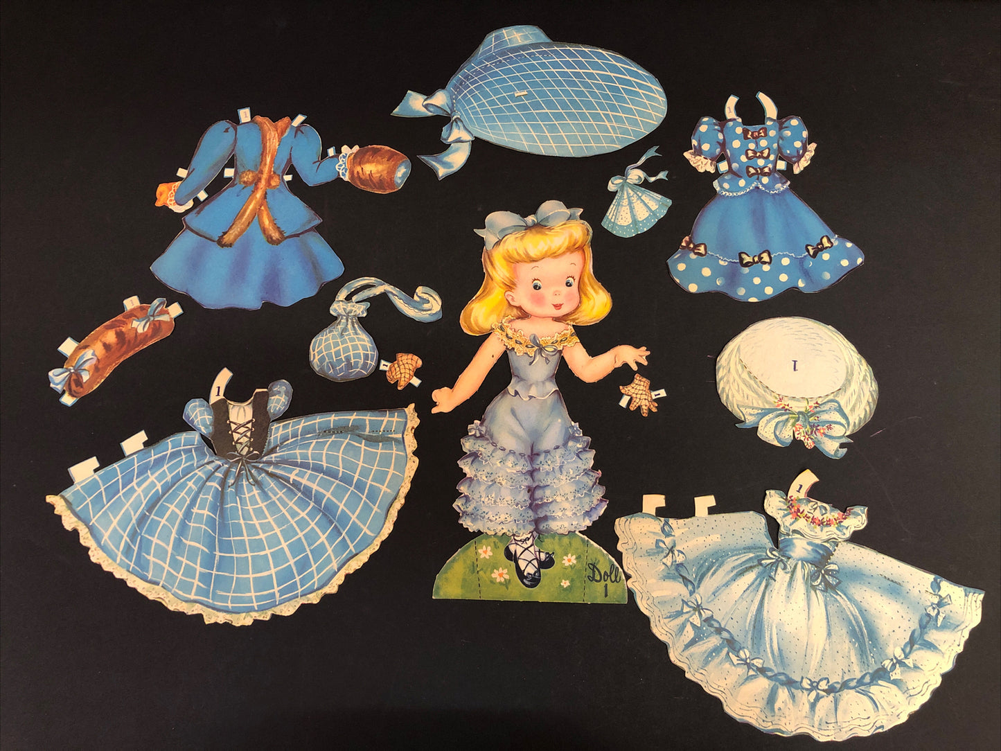 Vintage Paper Doll Set Merill Becky and Betsy (4) Stand Up Dolls 1952