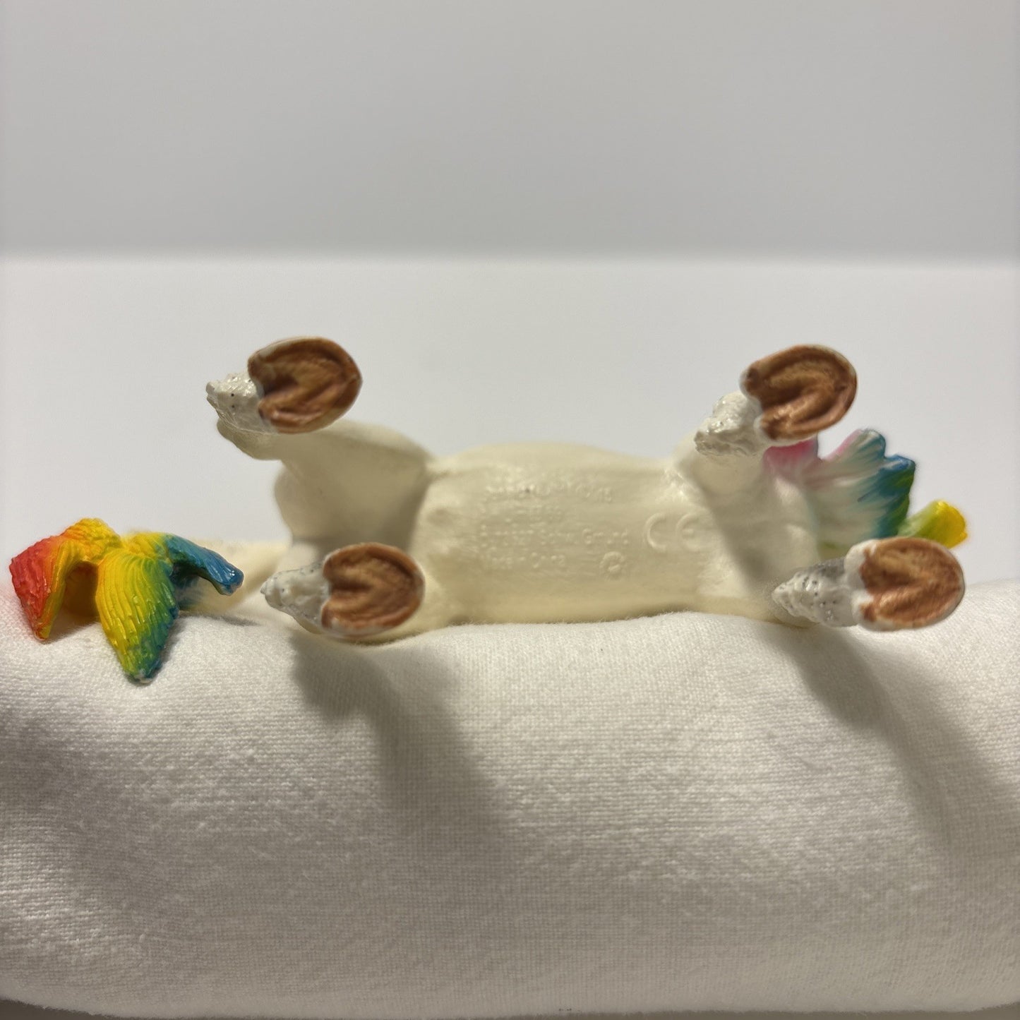 2015 Schleich Bayala Rainbow Unicorn Mare Multi-Color Mane & Tail Toy Retired