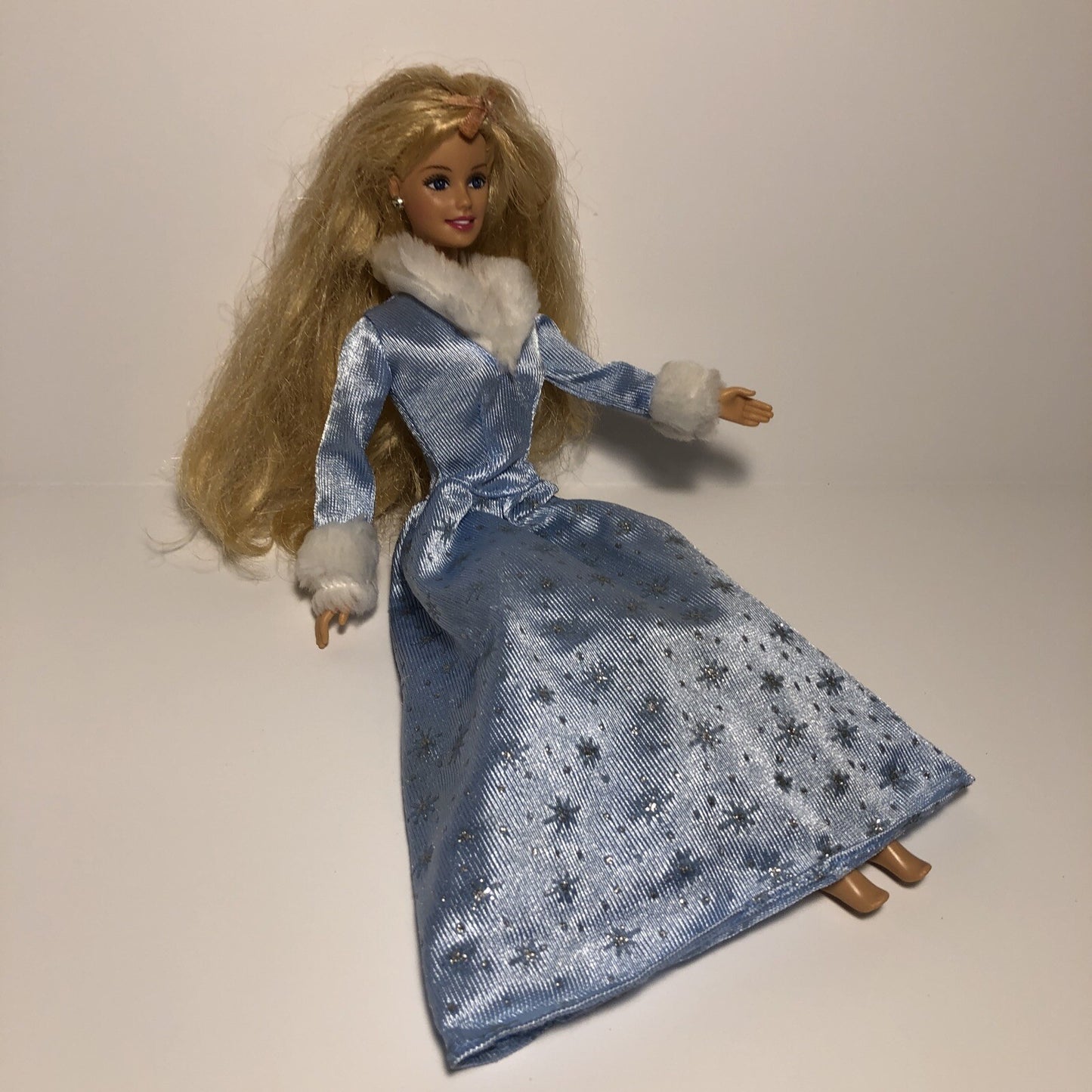 Mattel 1966 Blonde Barbie Doll Toy Blue Eyes Twist & Turn w/ Earrings Indonesia