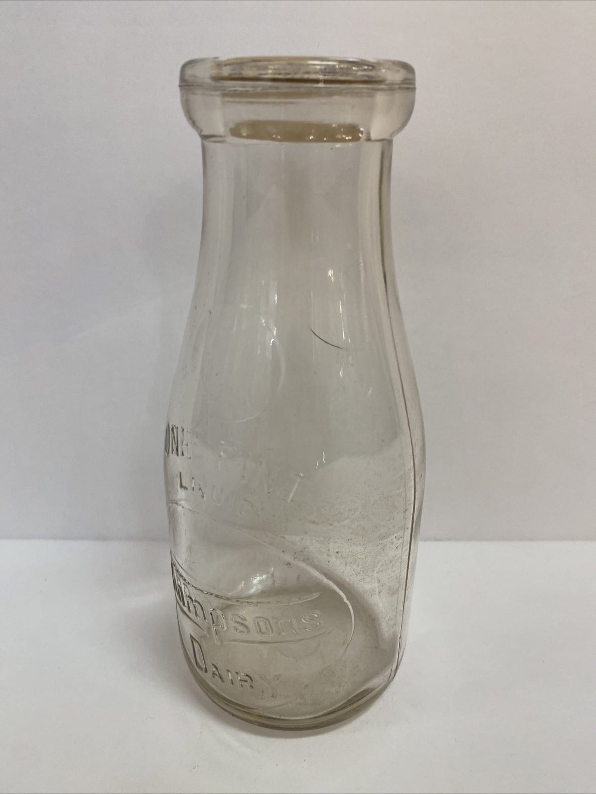 Thompsons Dairy Milk Co Pint Michigan MI Mich Bottle 