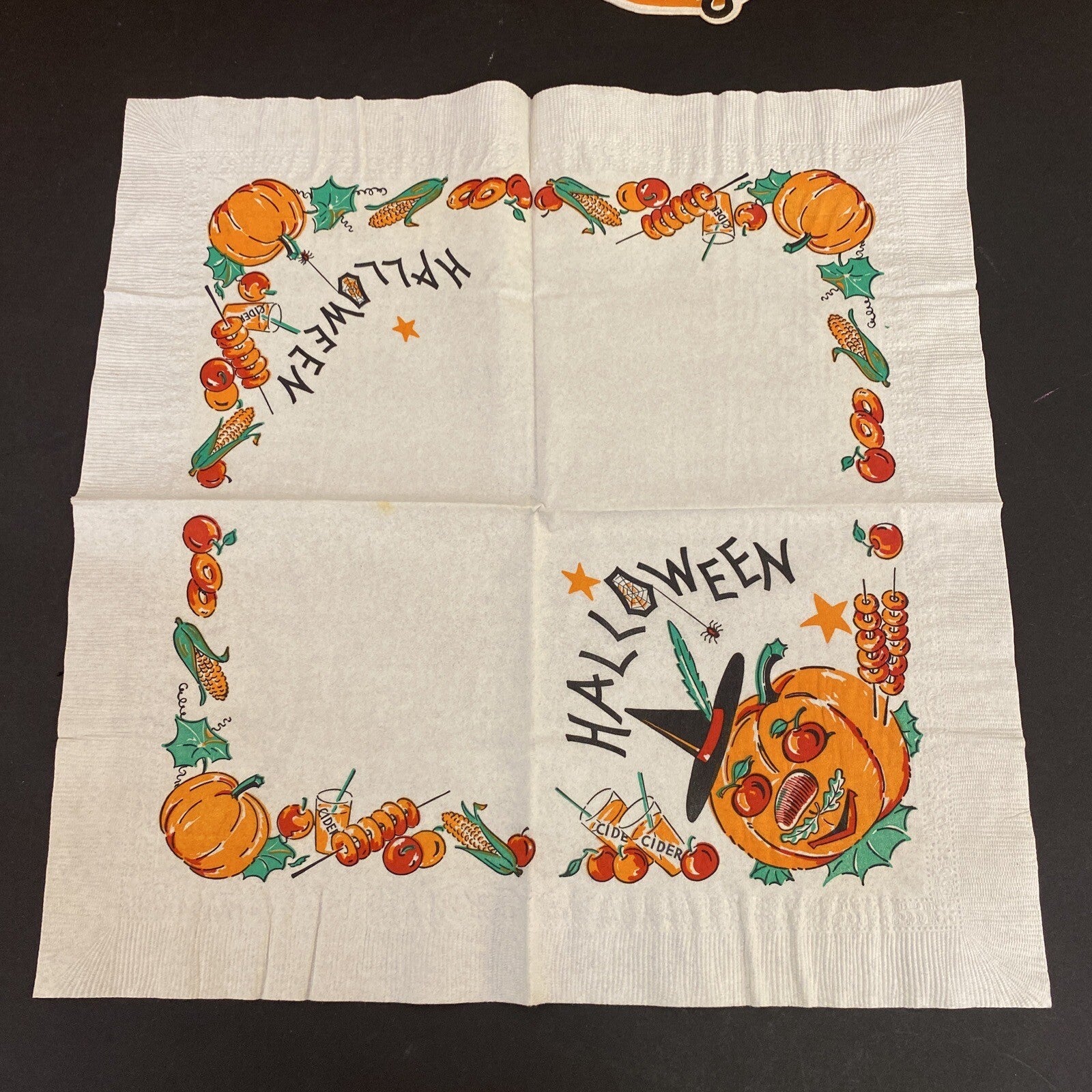 Vintage HALLOWEEN White PAPER NAPKIN Lot of 4 JackOLanter, Cats, Bats, Owls