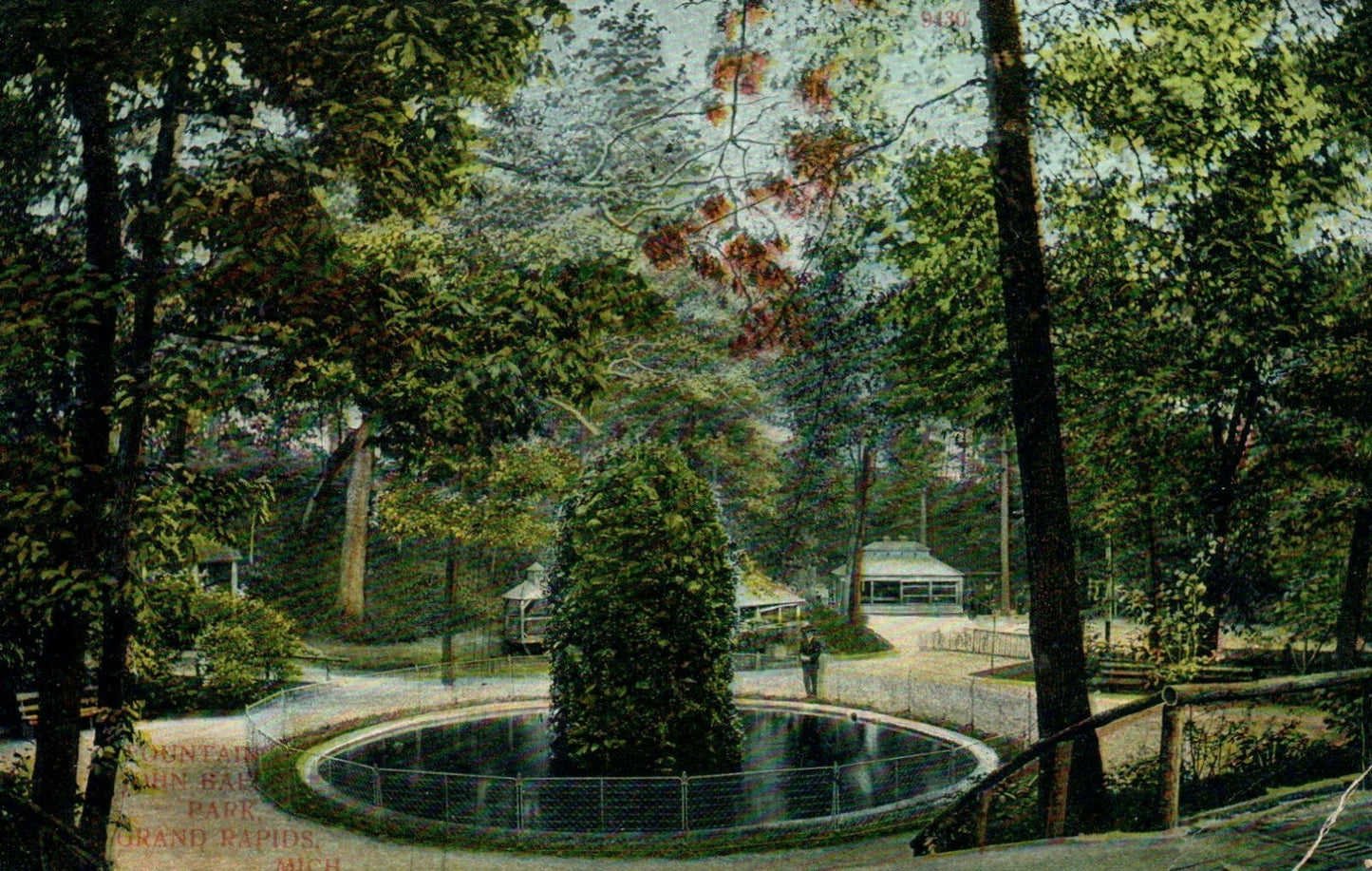 Fountain John Ball Park Grand Rapids MI Michigan Vintage Postcard