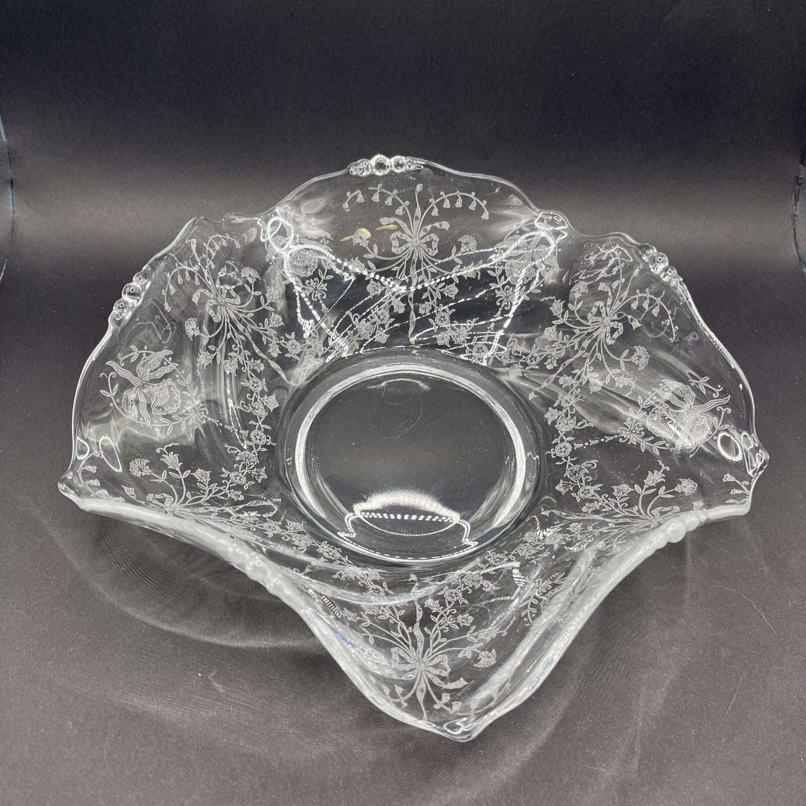 Heisey Orchid Waverly Etched 9" Crimped Flared Round Bowl