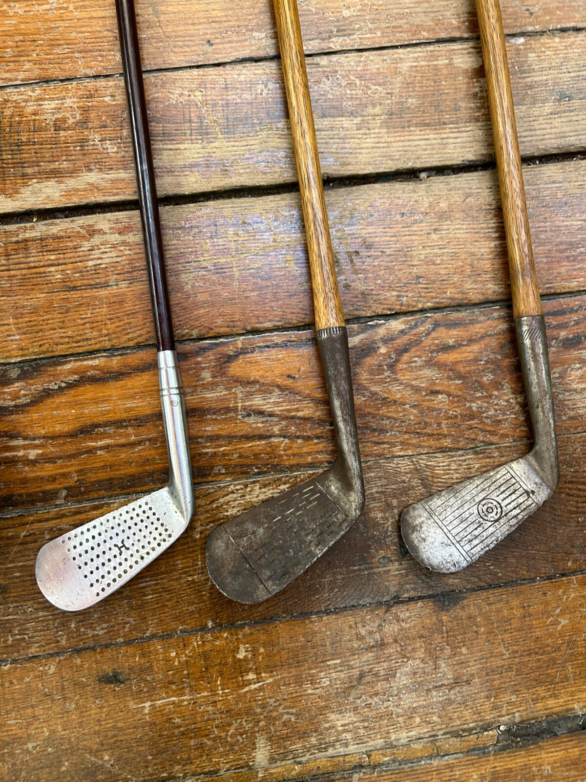 1930's Set of 7 Golf Club W Bag Wood and Metal Clubs Wood Handles W Talon Zipper