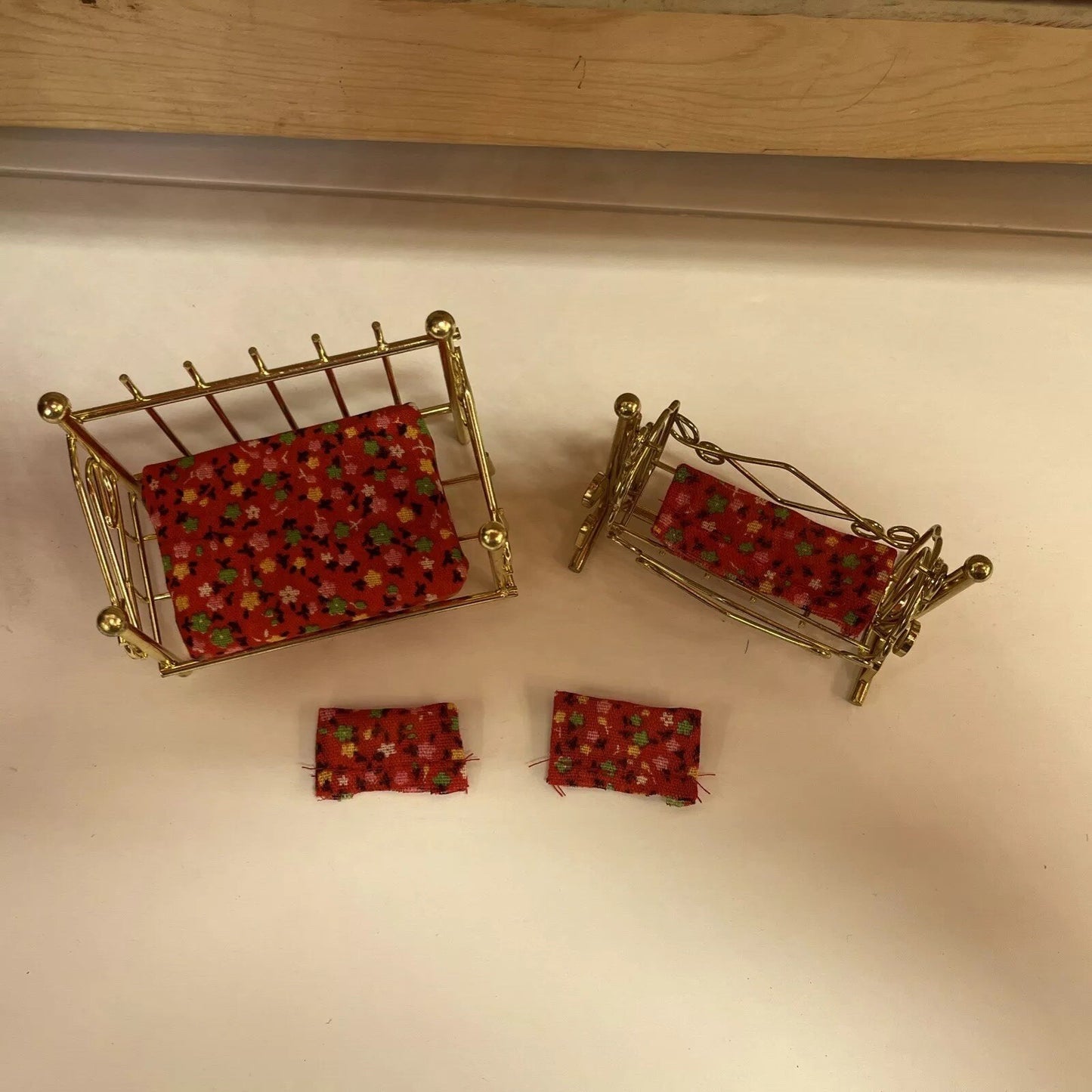 Justen Heartland brass dollhouse furniture - vintage Day Bed & Baby Rocker 1985