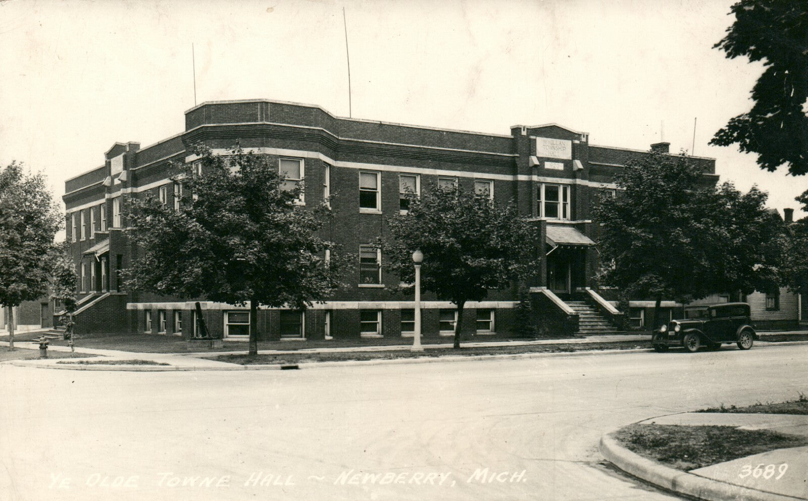 Ye Olde Towne Hall Newberry MI Michigan Postcard