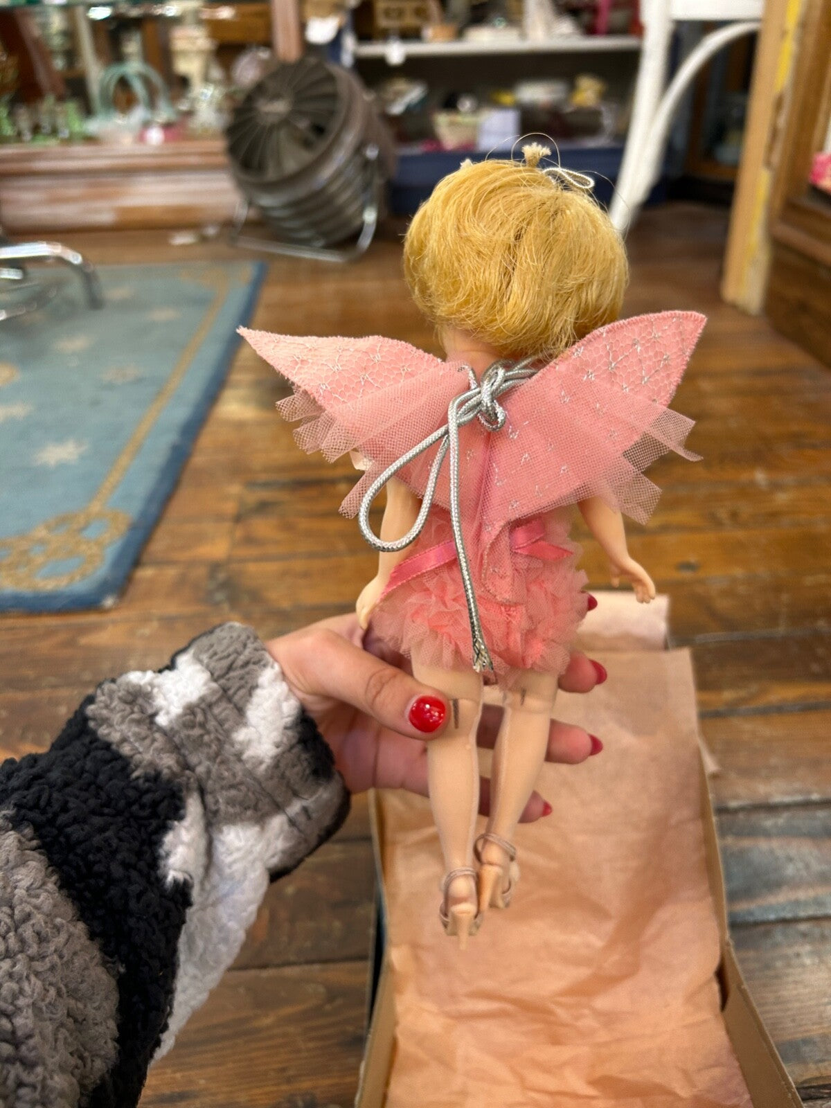 Vintage 1969 Madame Alexander Disney's Tinker Bell #7551  with box