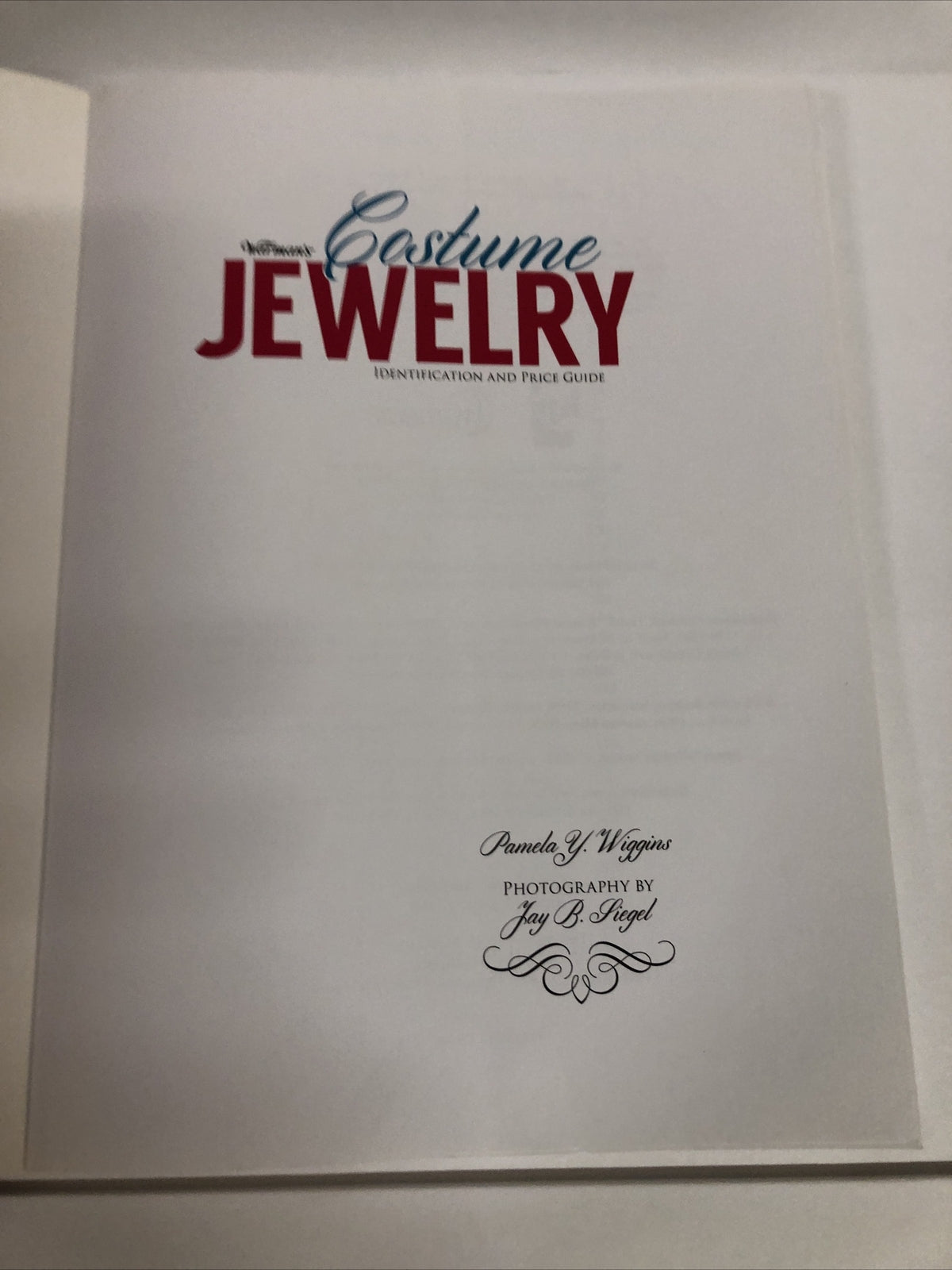Warman's Costume Jewelry: Identification and Price Guide