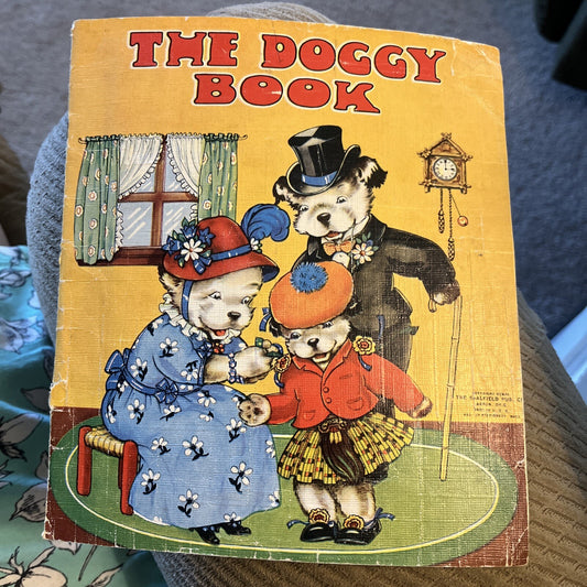 1940 The Doggy Book Saalfield 1940 Linen Children's Book Very Nice Copy