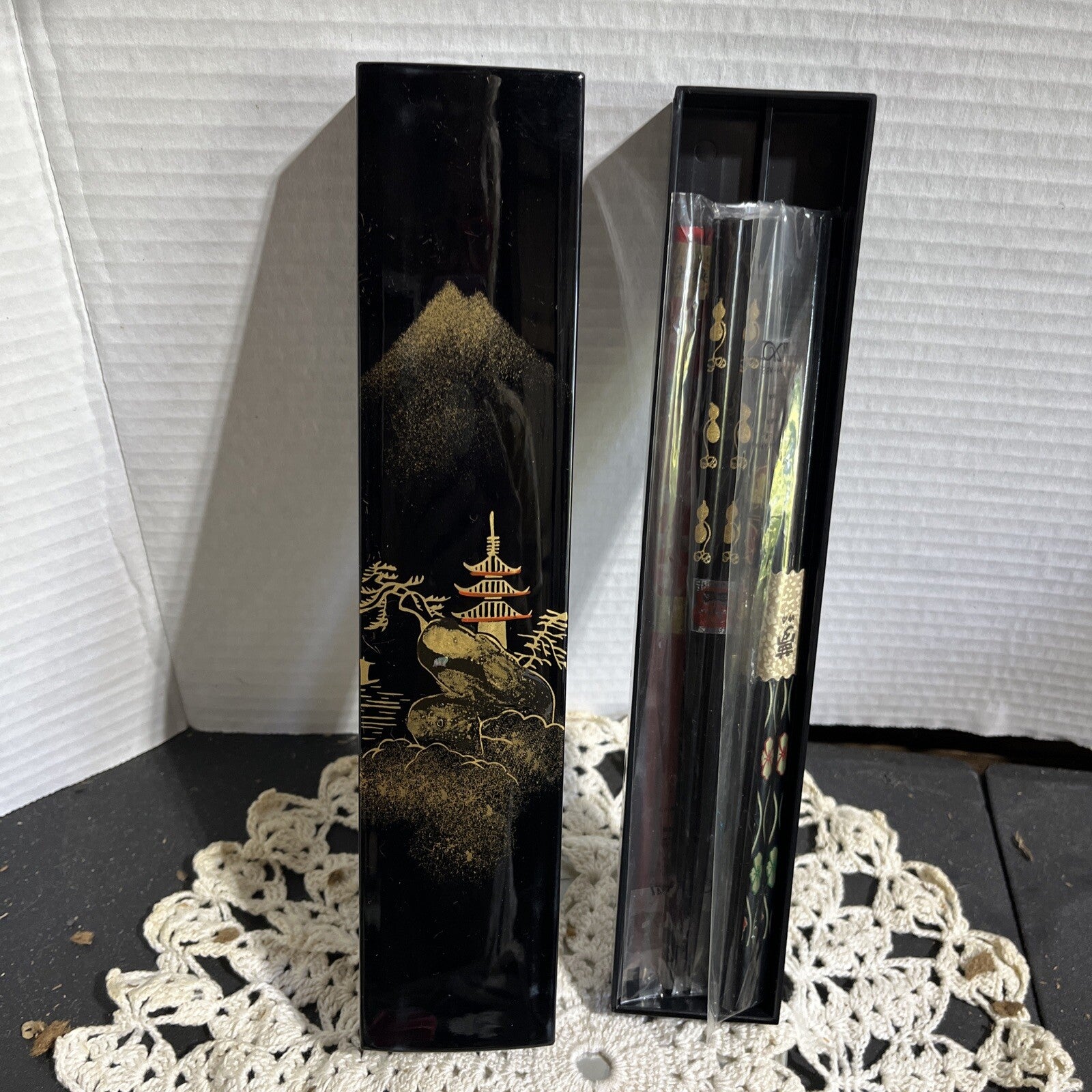 Vintage Chopsticks 5 Pairs Inlays in Lacquer Case