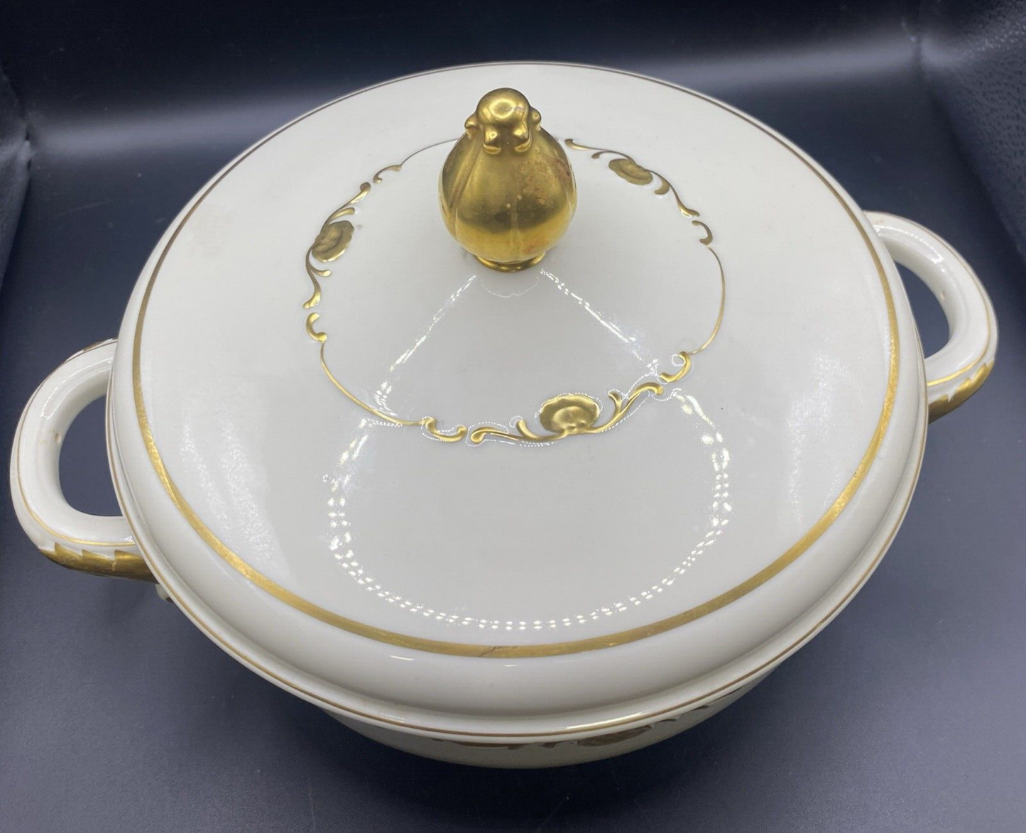 RARE Waldershof Bavaria SMALL Soup Tureen with LID Cream with Gold Rim