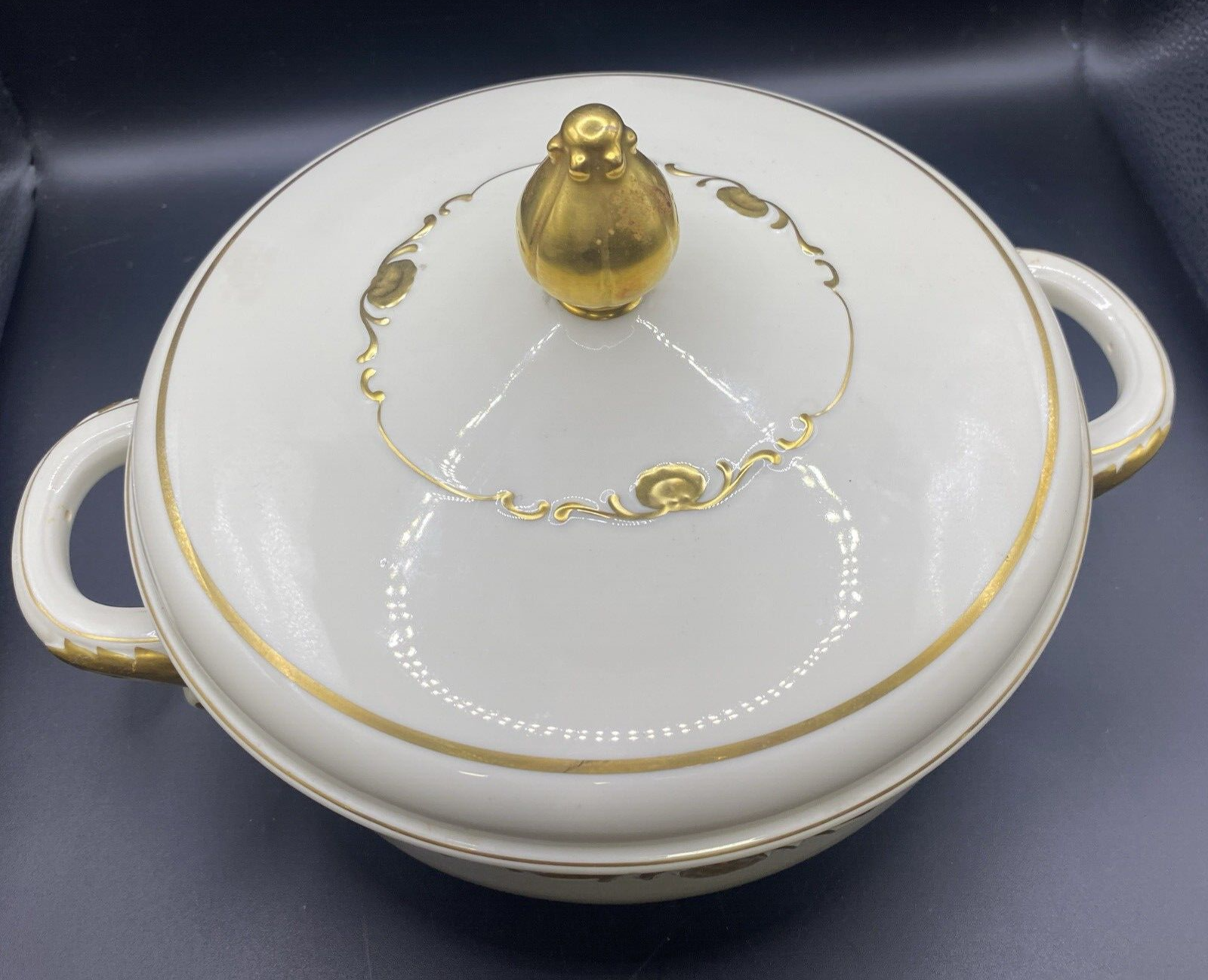 RARE Waldershof Bavaria SMALL Soup Tureen with LID Cream with Gold Rim