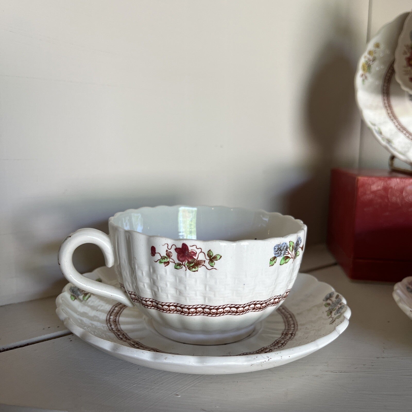 Spode Copeland England Rosalie Tea Cup & Saucer Set of 4 Vintage 